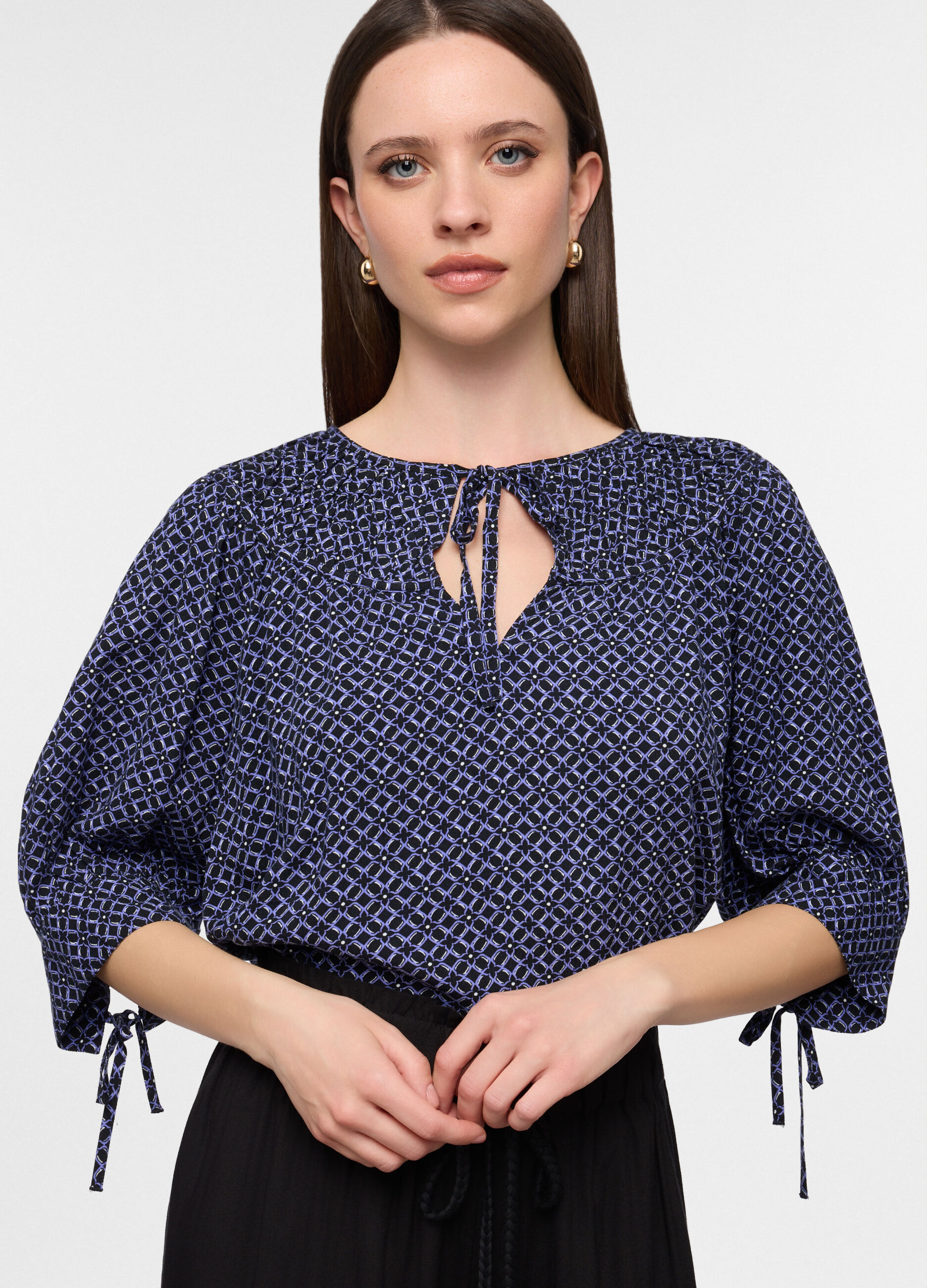 Blusa regular fit con scollo rotondo in pura viscosa donna_2