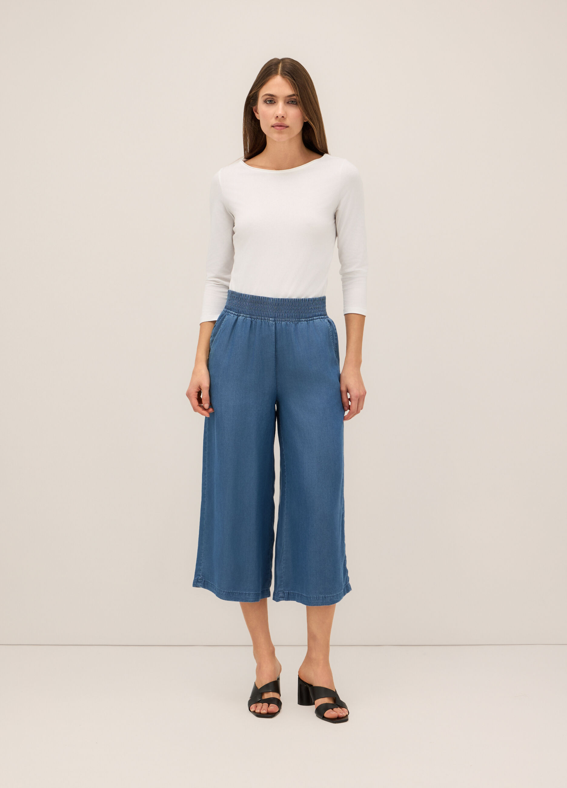 Pantaloni palazzo cropped in pura lyocell donna_0