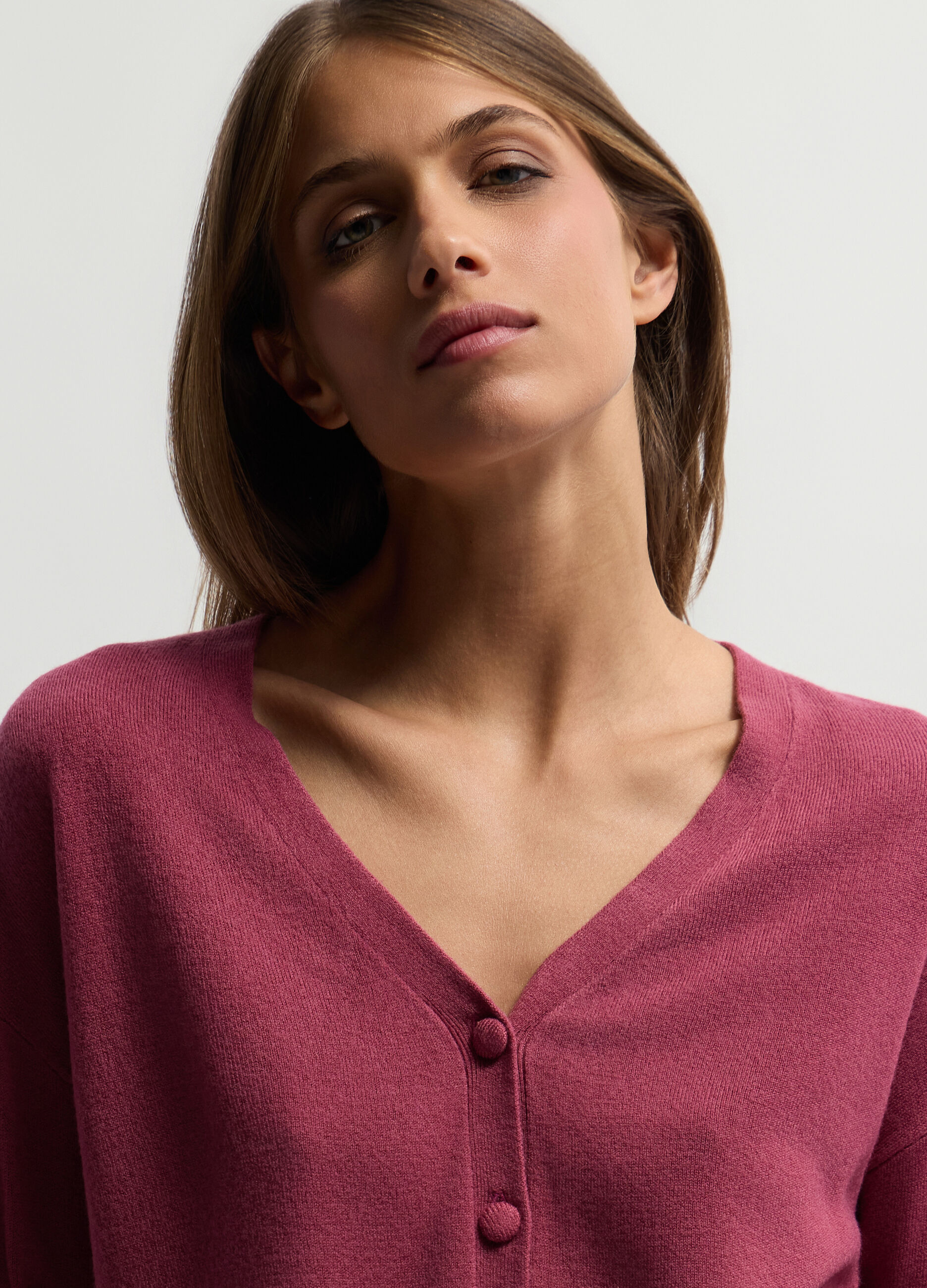 Cardigan con scollo a V rasato donna_2