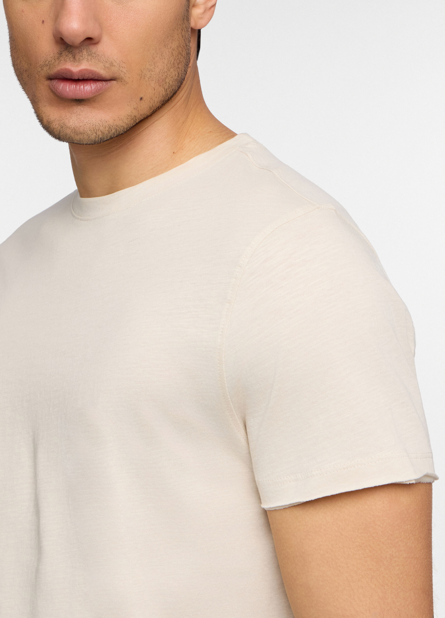 T-shirt a maniche corte slim fit in cotone uomo_2