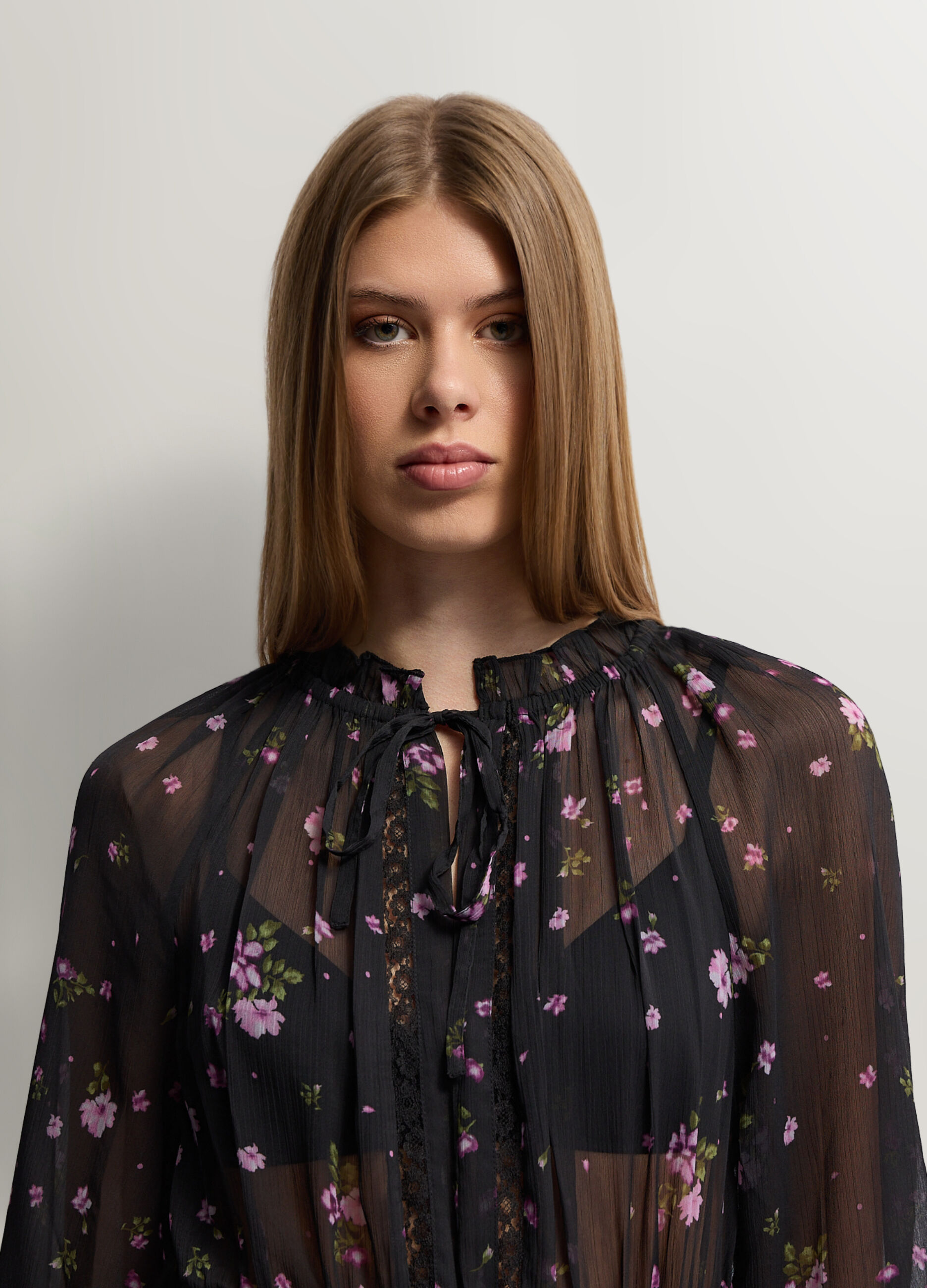 Abito lungo a balze in chiffon donna_2