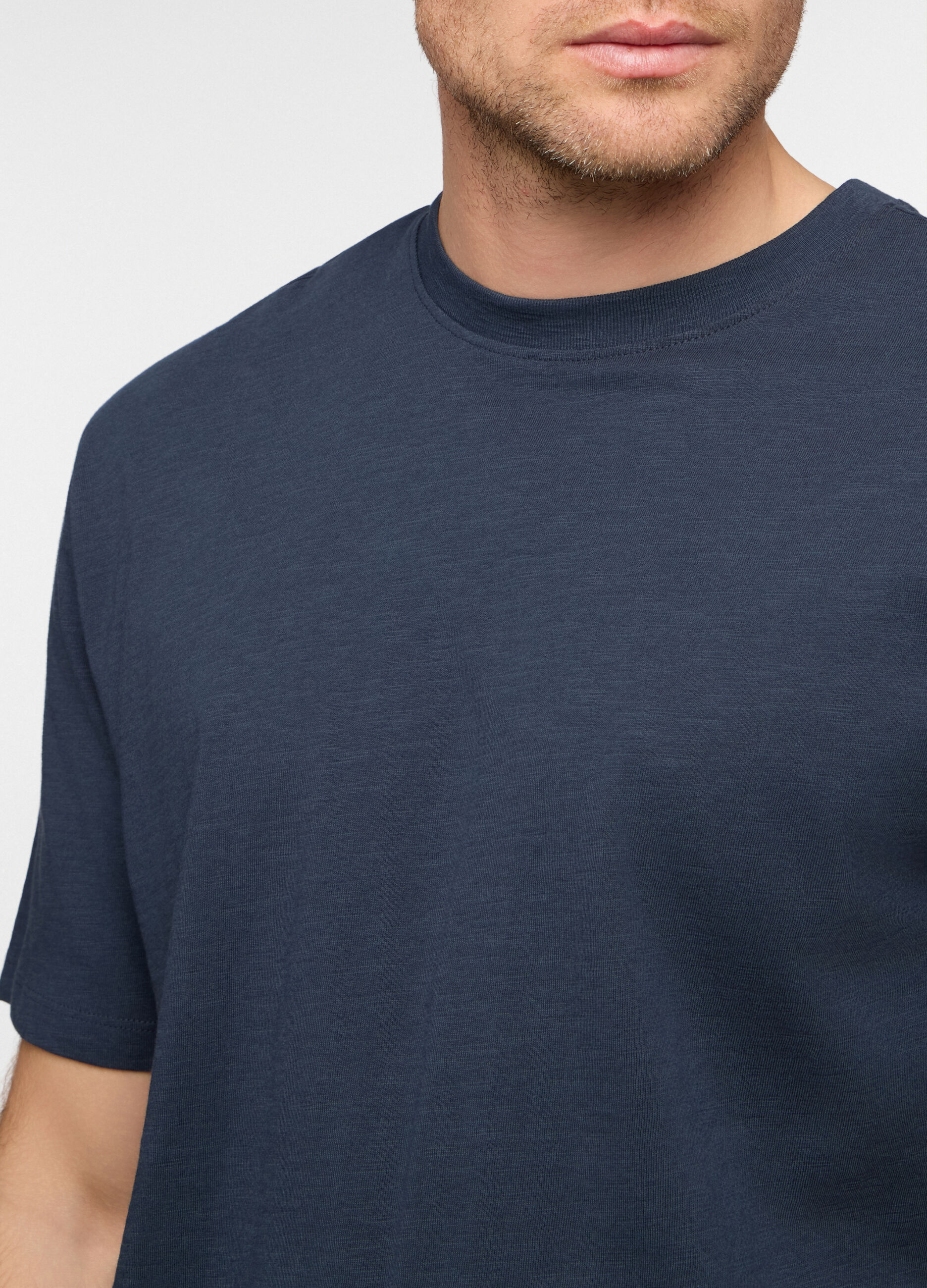 T-shirt girocollo in cotone fiammato uomo_2