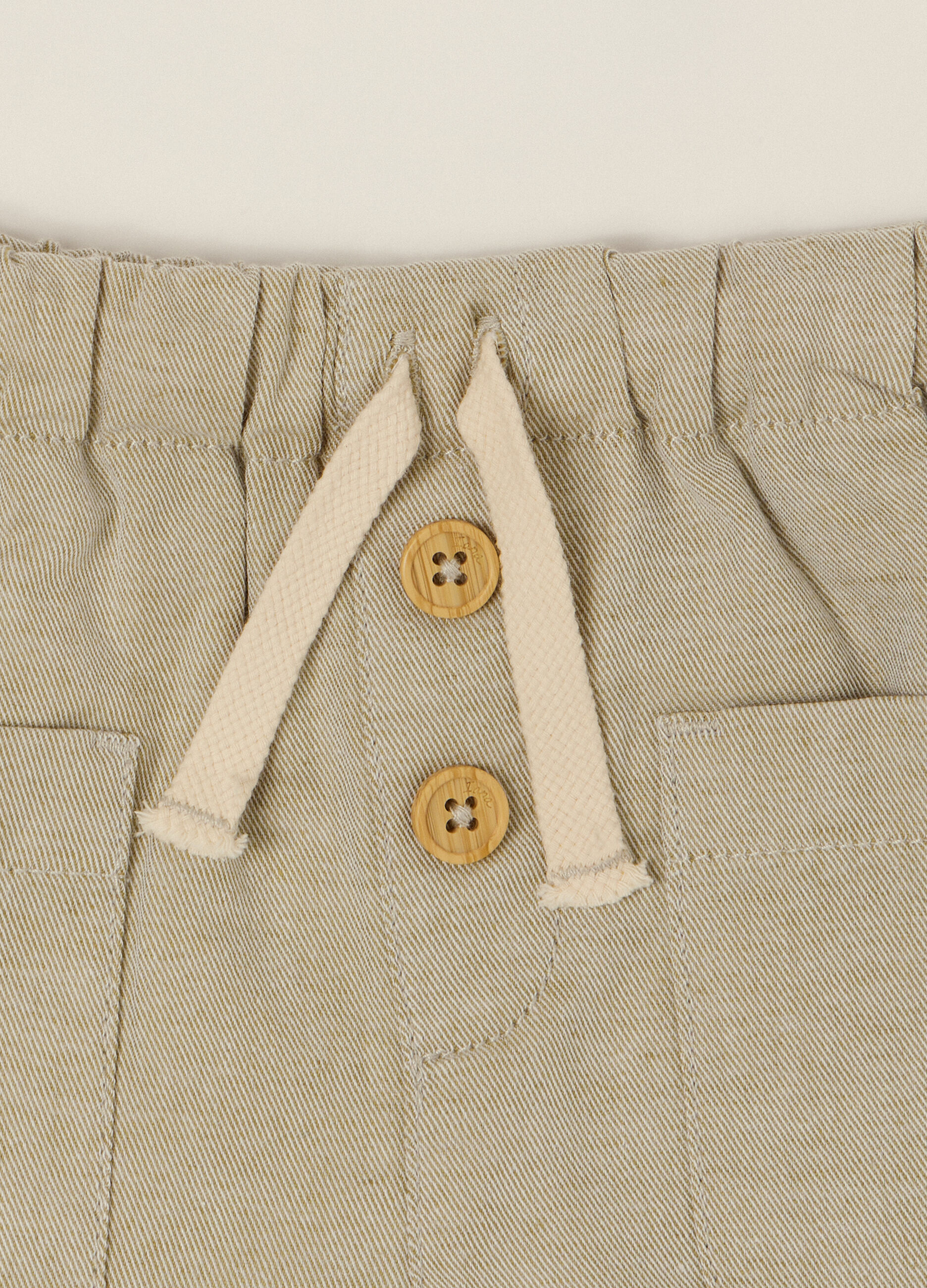 Shorts beige in misto cotone e lino_2