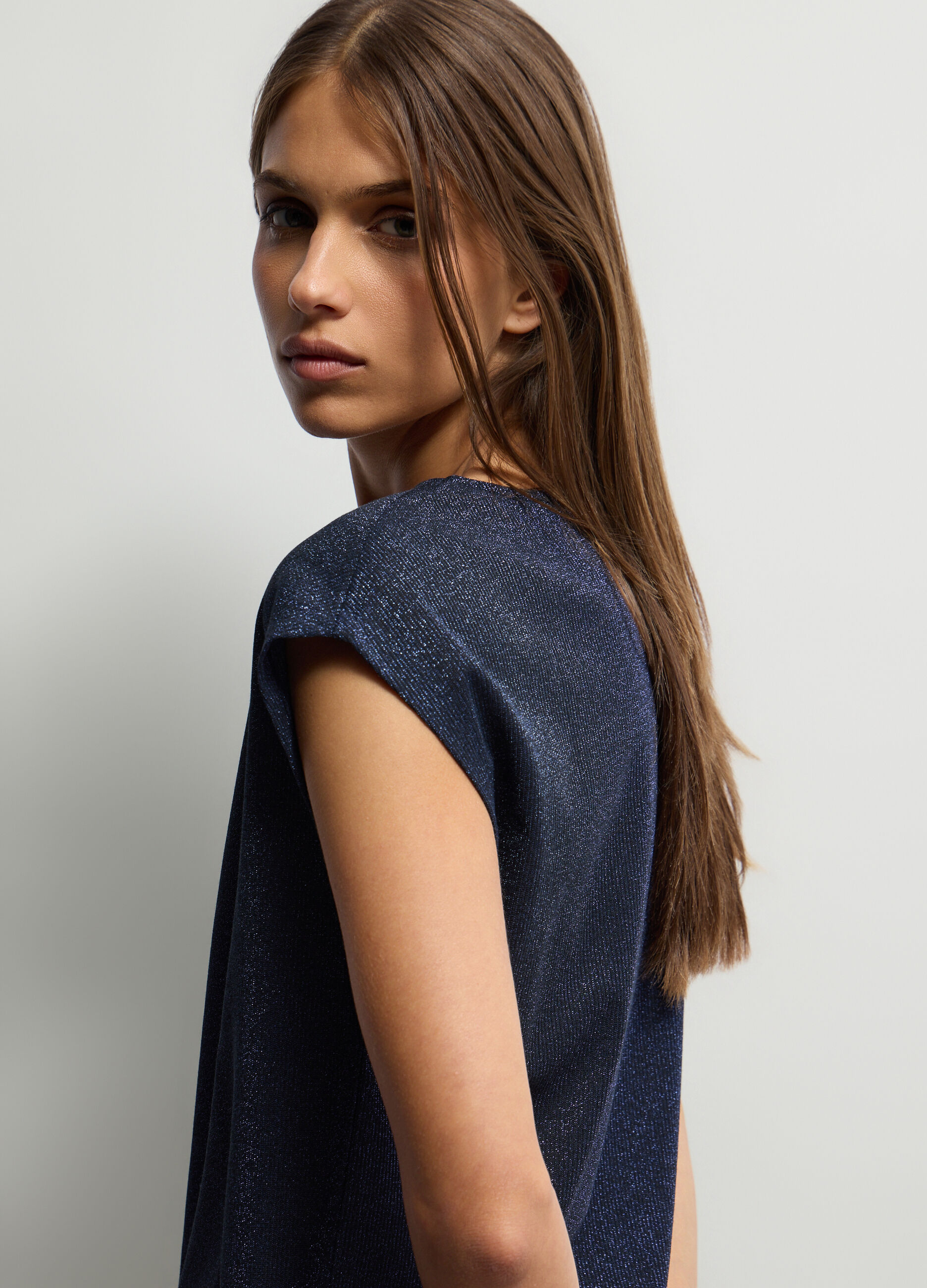 Top girocollo in costina stretch donna_2