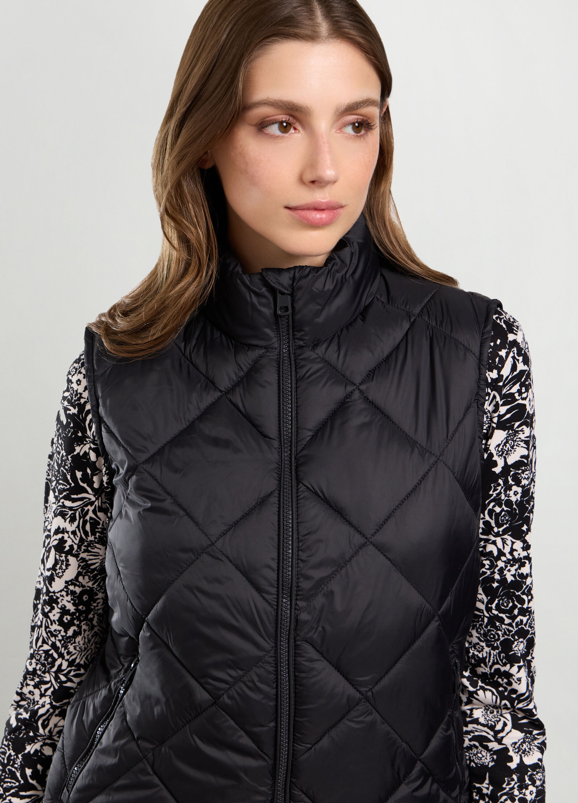 Giubbino imbottito smanicato donna_2