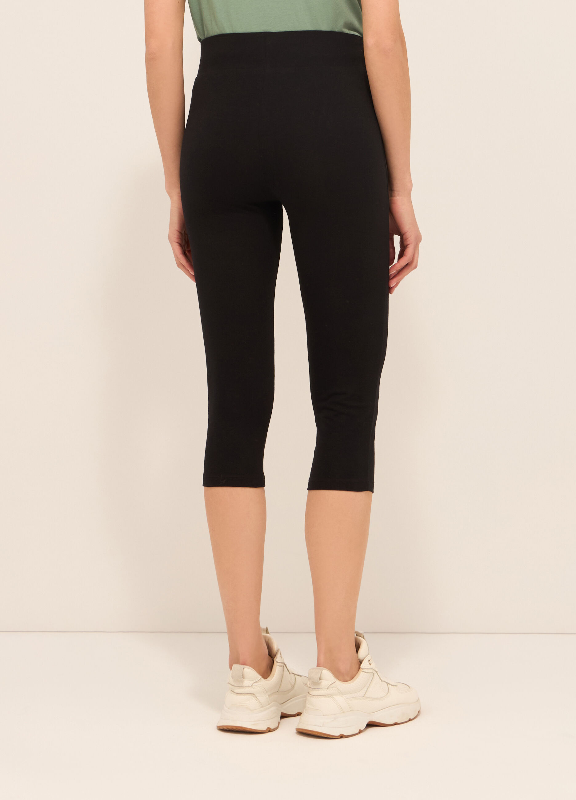 Leggings capri in cotone stretch donna_1
