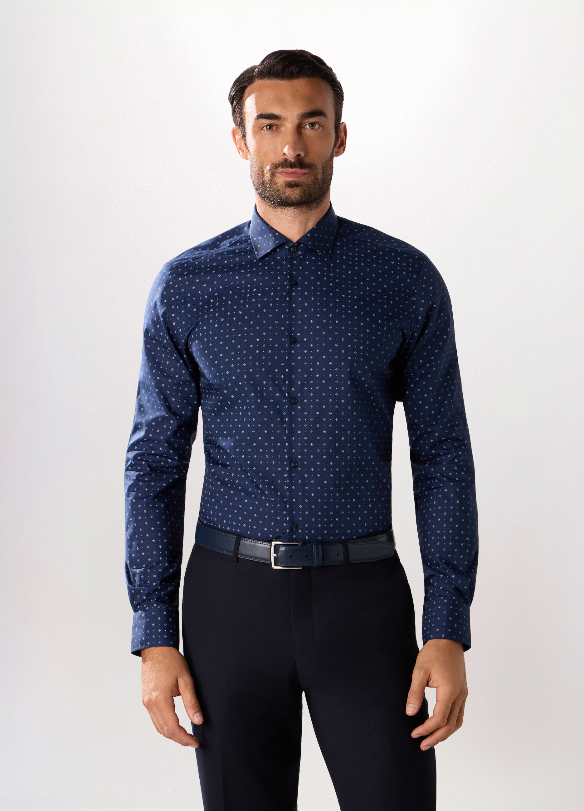 Camicia slim fit con stampa uomo_0