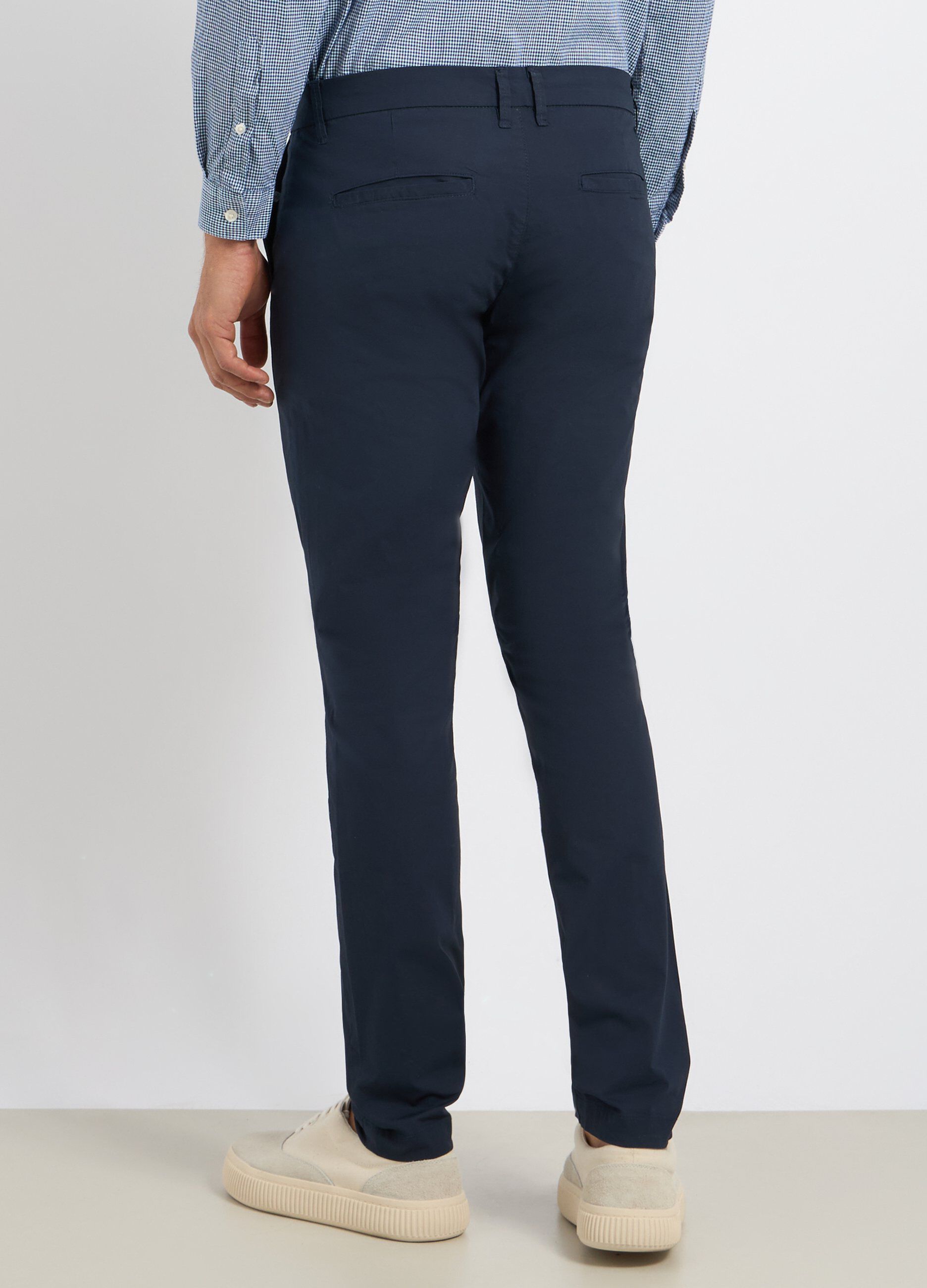 Pantaloni chino in cotone stretch uomo_1