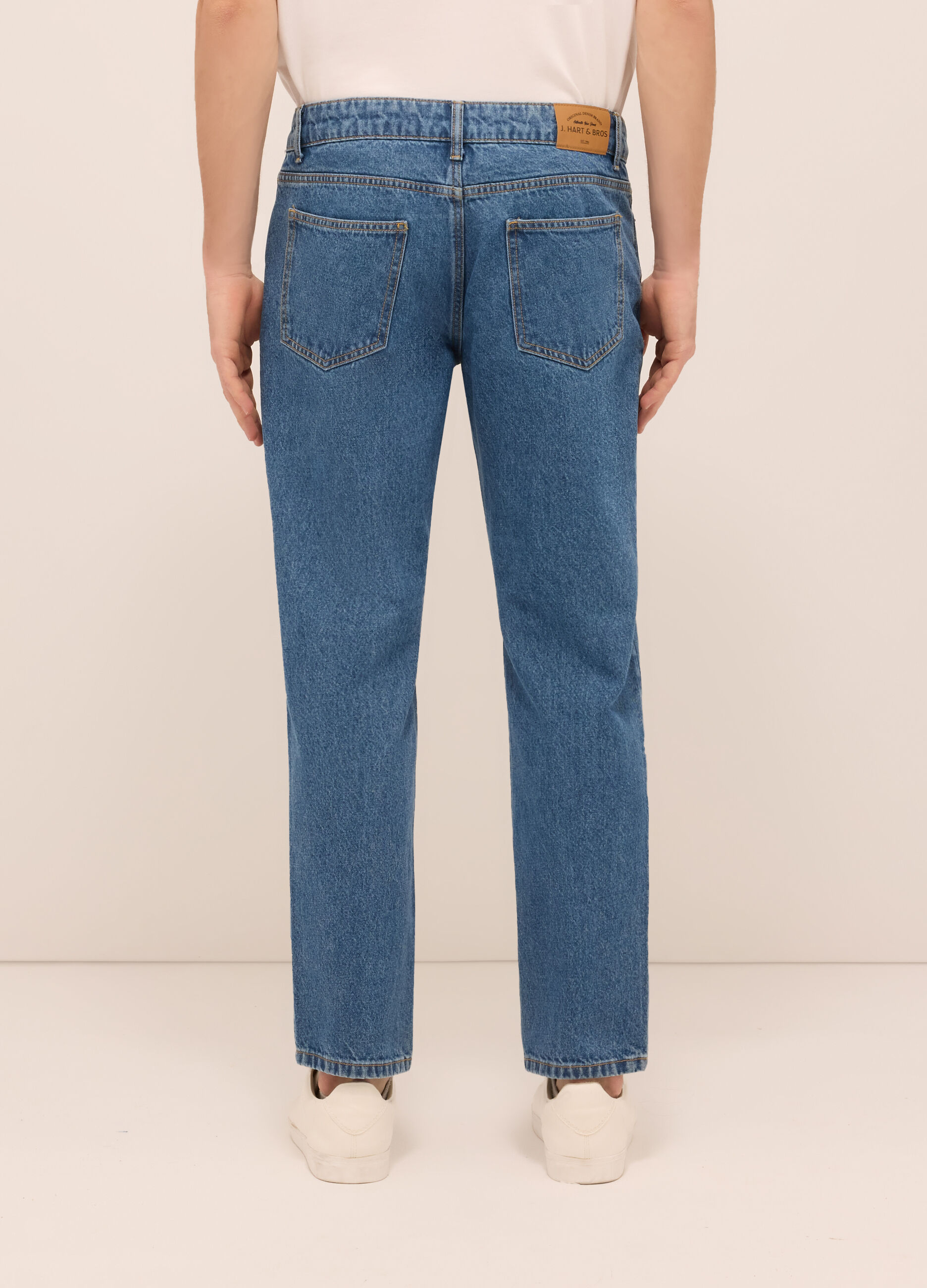 Jeans 5 tasche regular fit in denim di puro cotone uomo_1