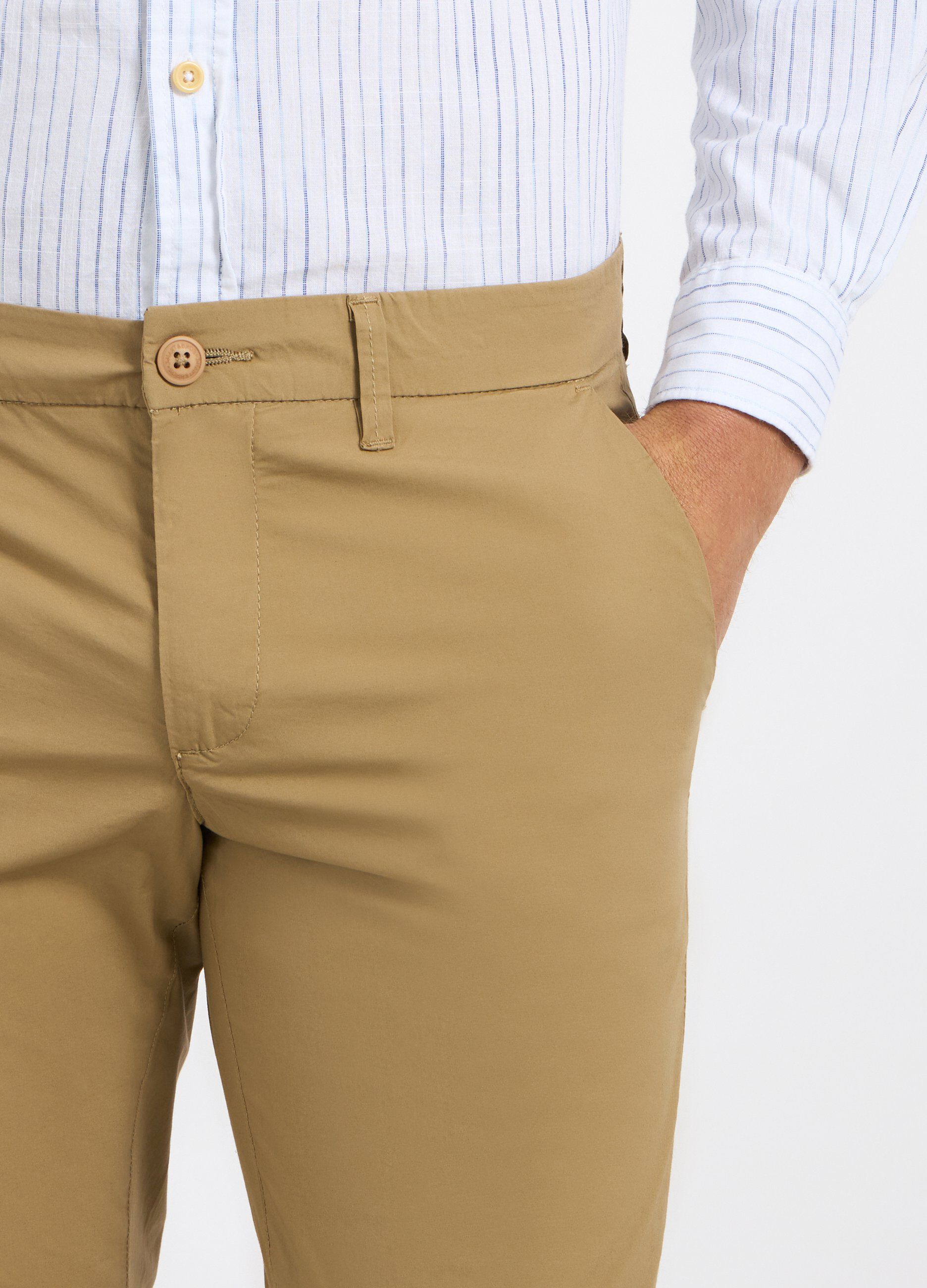 Pantaloni chino in cotone stretch uomo_2