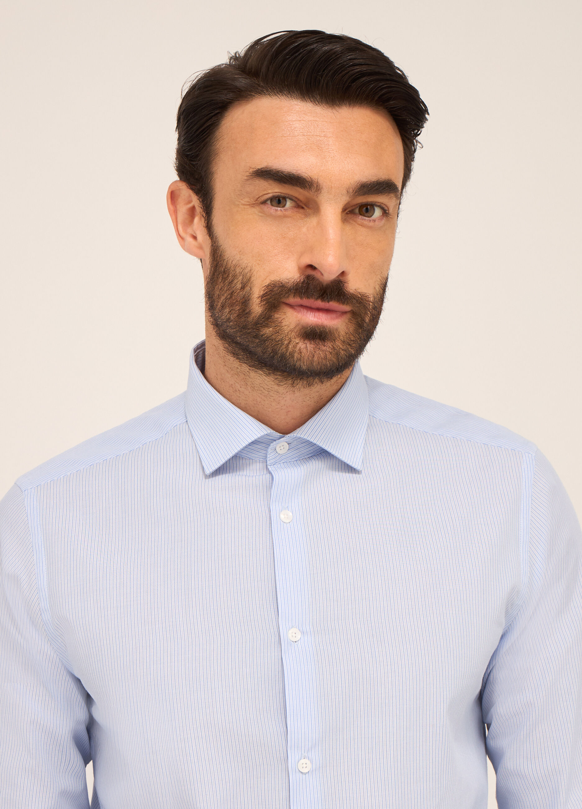 Camicia slim fit in misto cotone a righe uomo_2