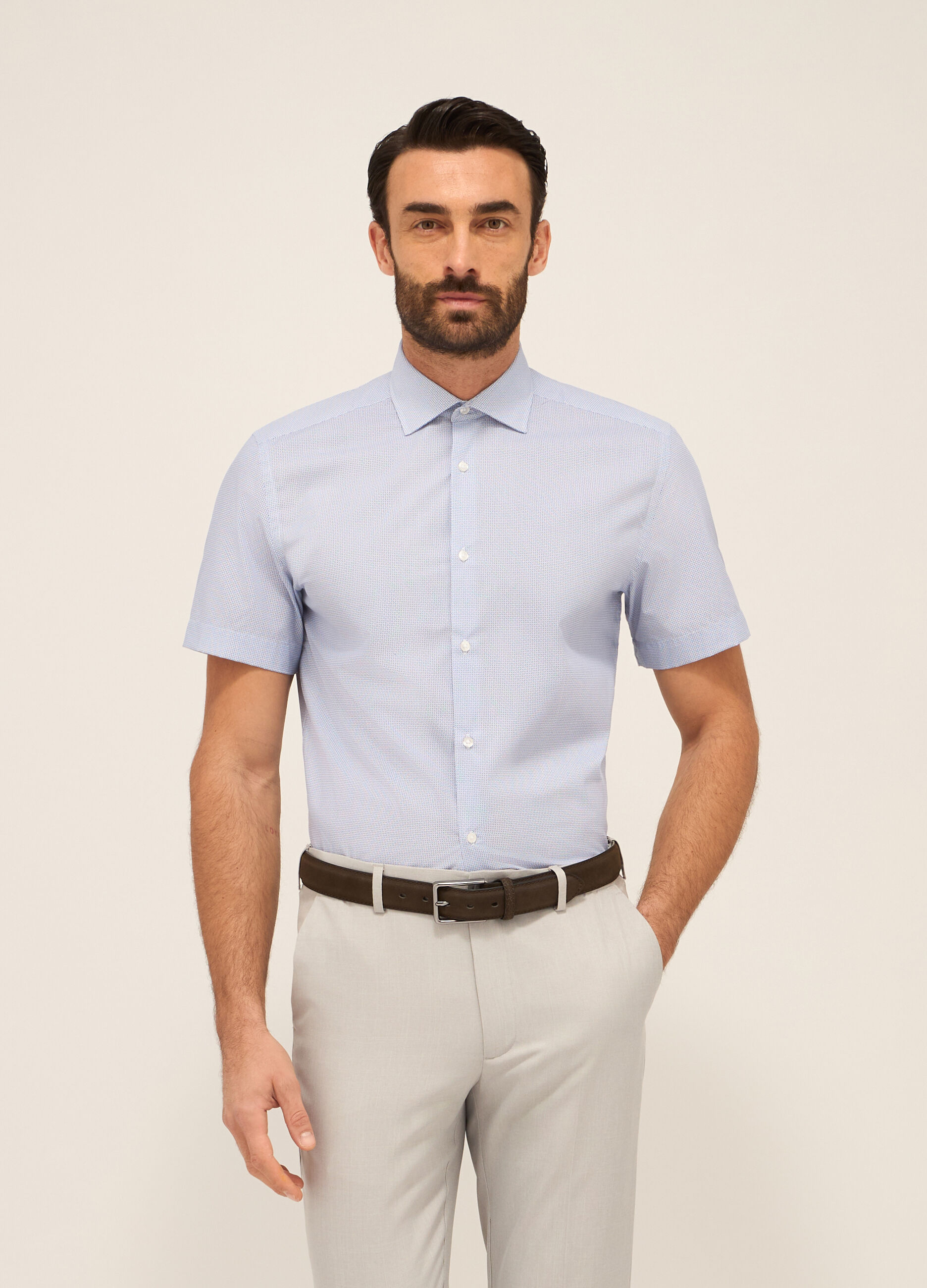 Camicia a maniche corte con micro-motivo uomo_0
