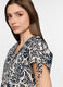 Camicia regular fit con scollo a V in popeline donna_2