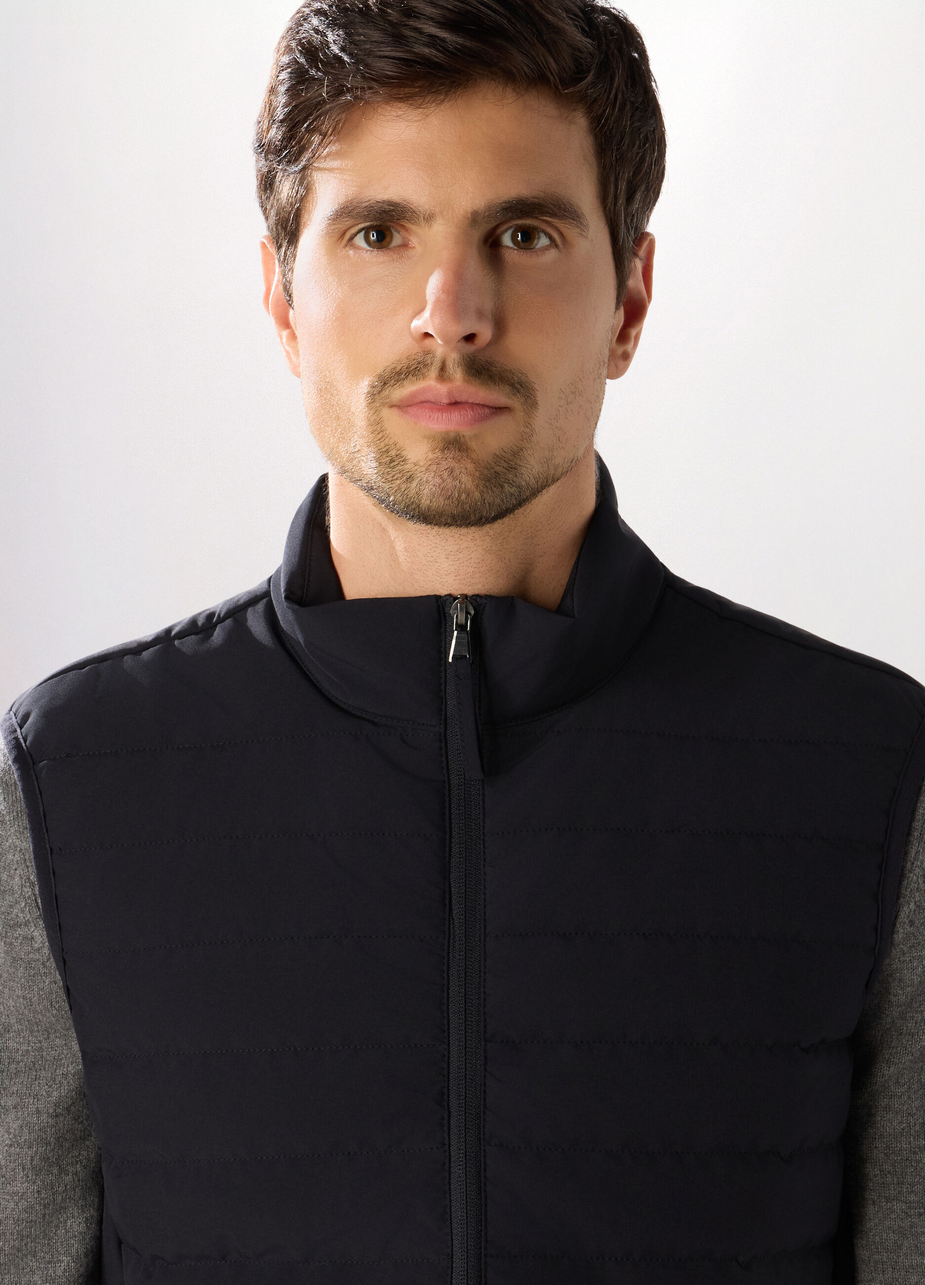 Gilet imbottito in tessuto tecnico uomo_2