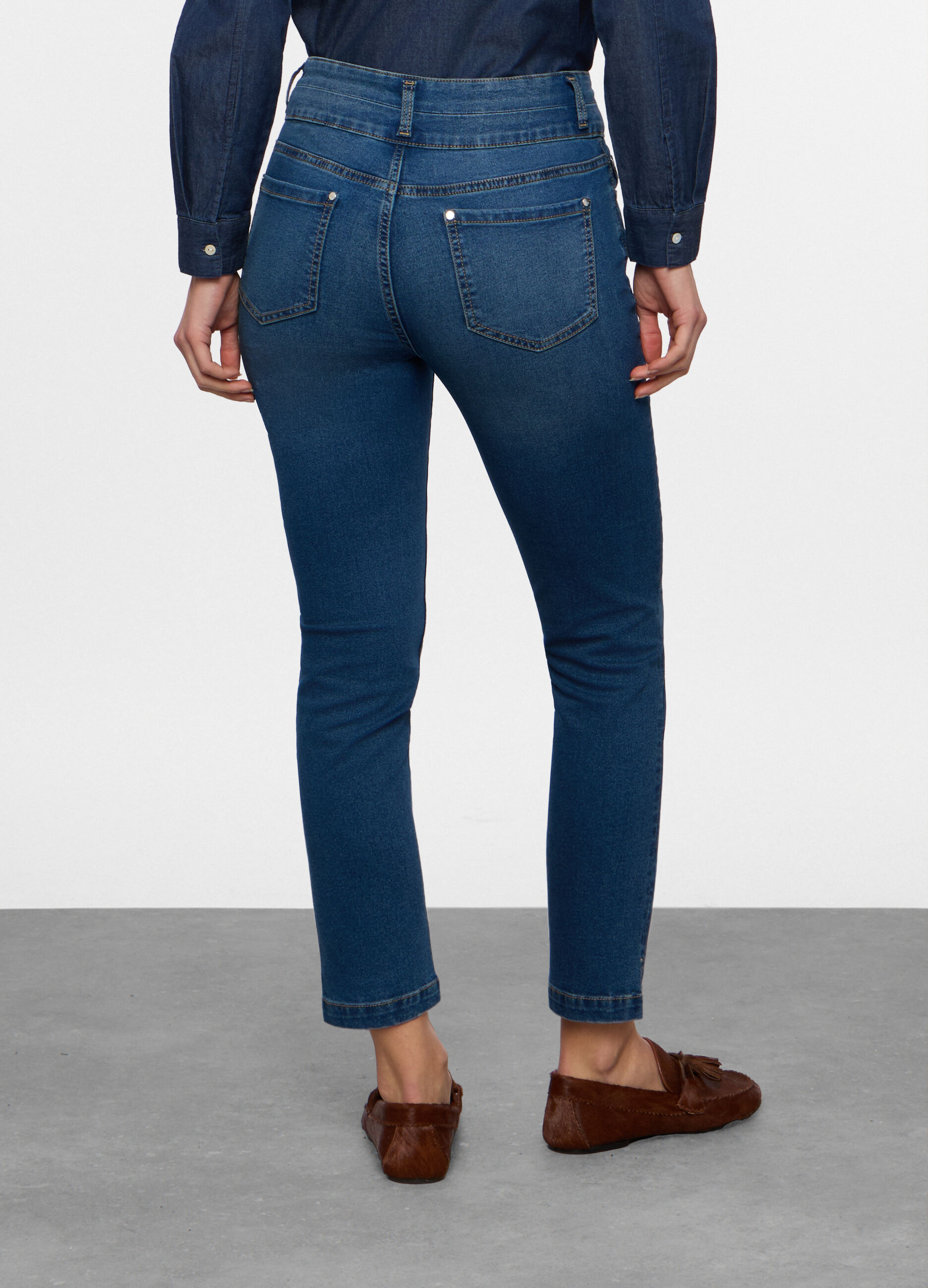 Pantaloni in denim misto cotone donna_1
