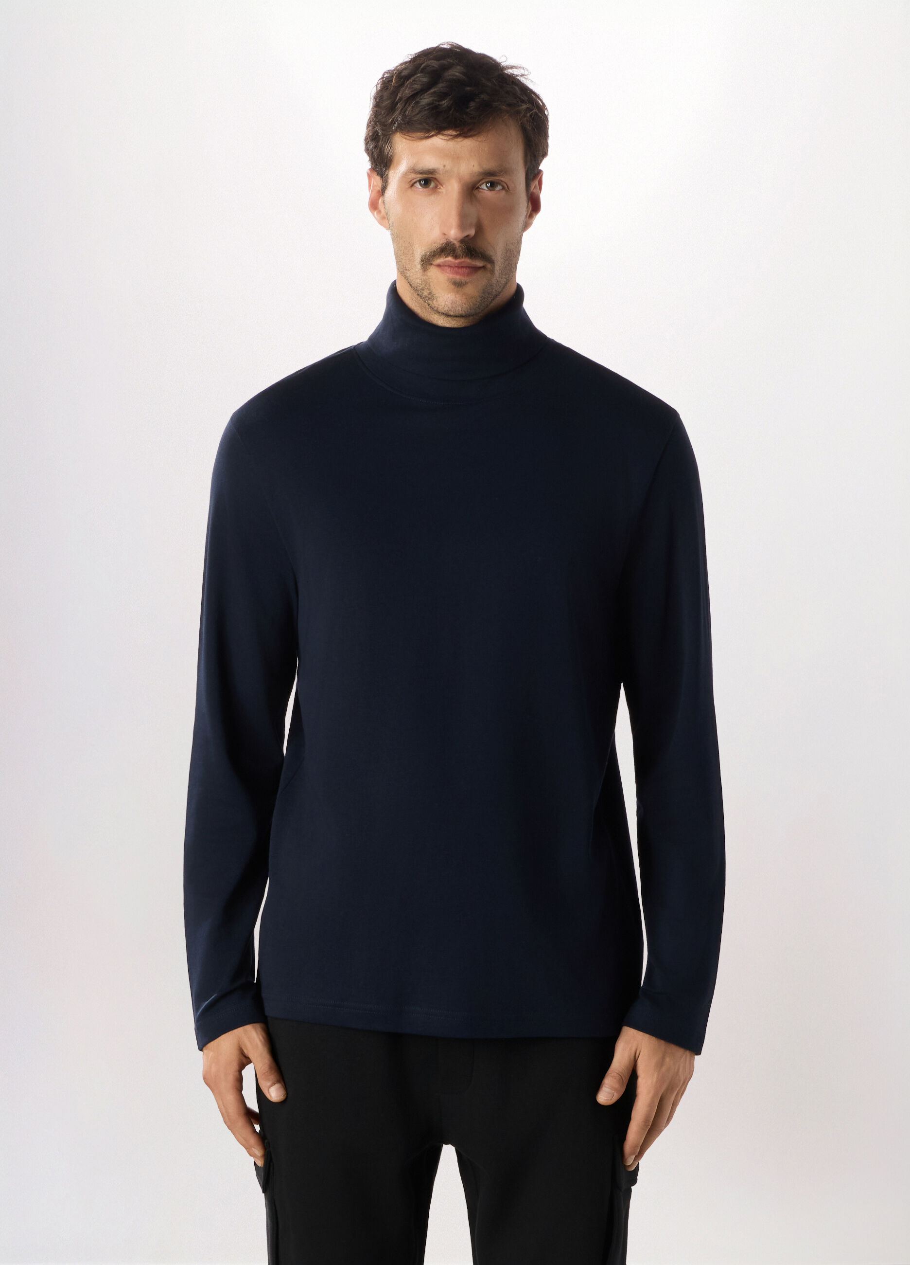 Maglia a collo alto in puro cotone uomo_0
