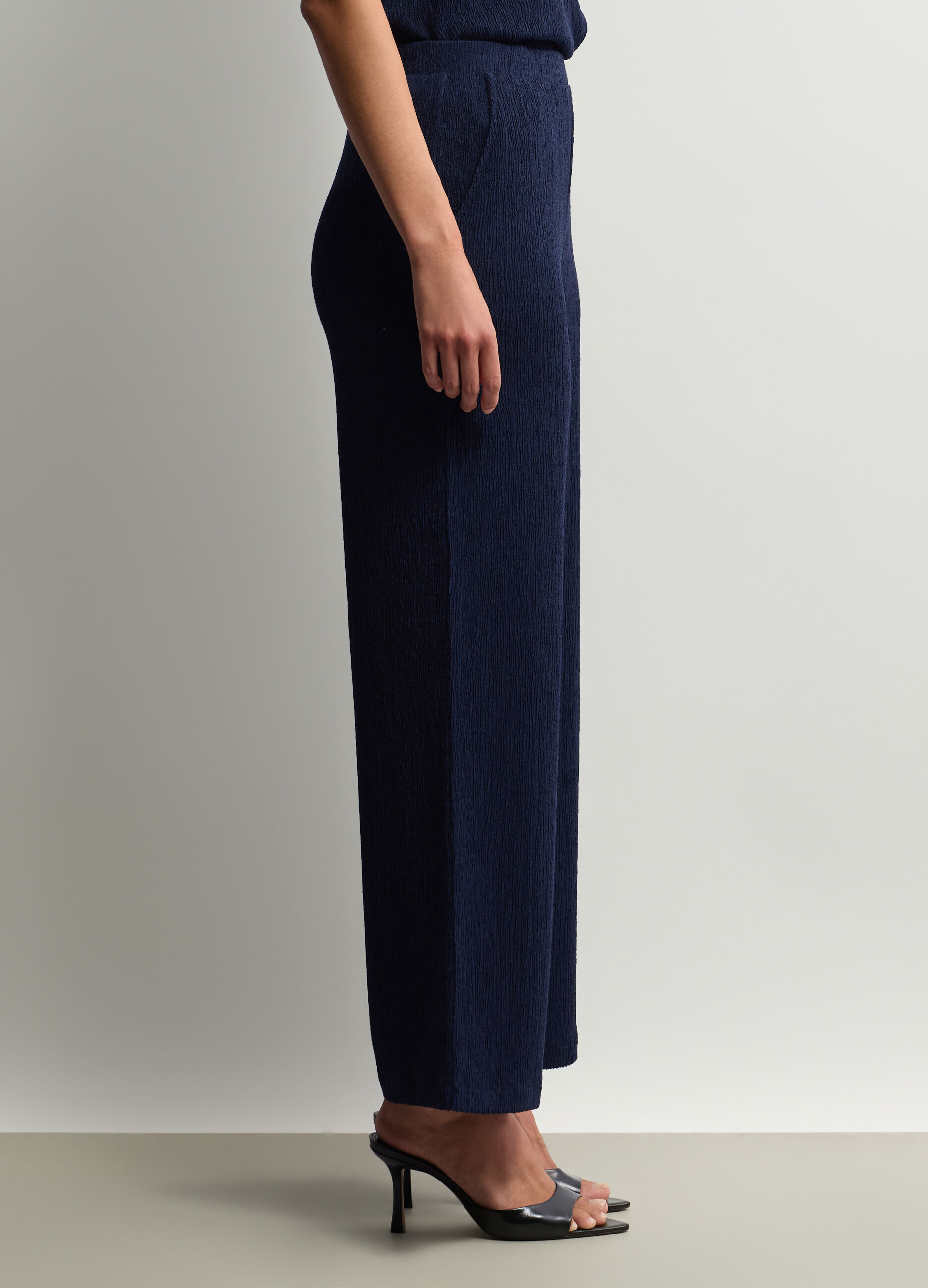 Pantaloni crinkle Fit Relaxed in misto viscosa stretch donna_1