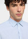 Camicia regular fit con collo classico a righe uomo_2