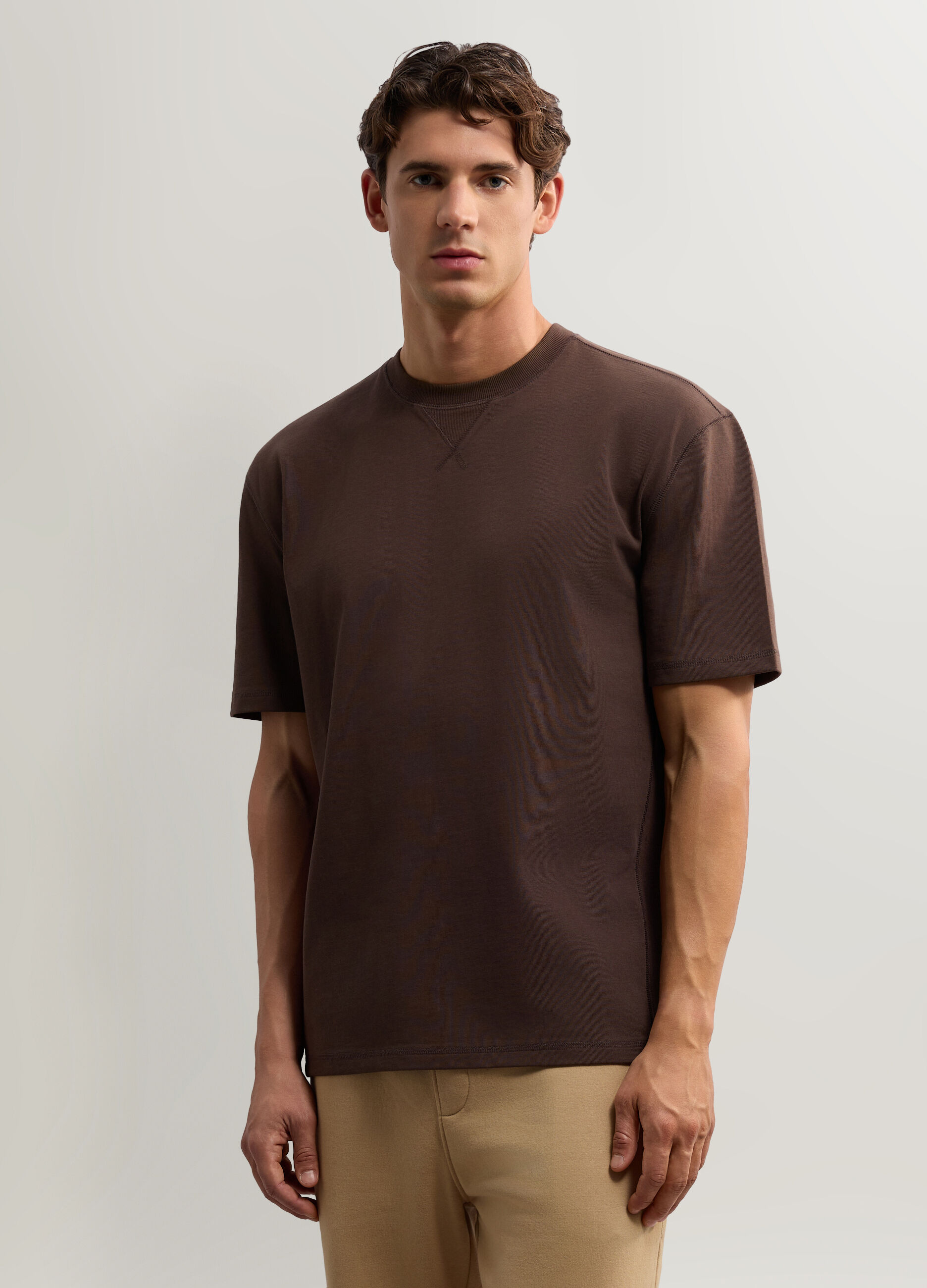 T-shirt con girocollo a costine in cotone uomo_0