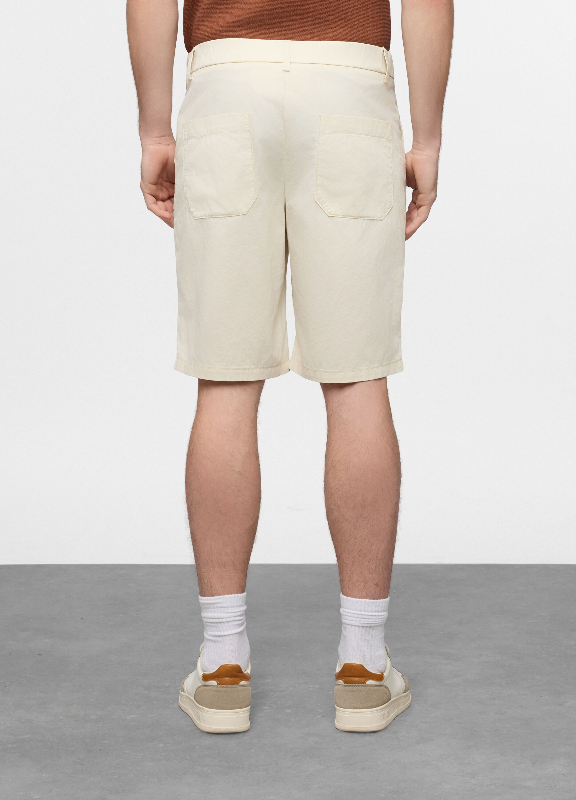 Bermuda relaxed fit in puro cotone uomo_1