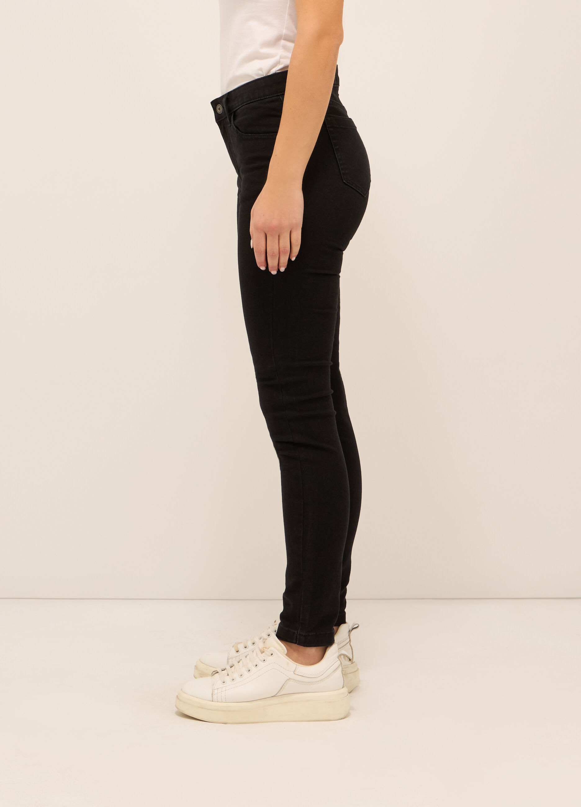 Pantaloni in stretch denim di misto cotone donna_2