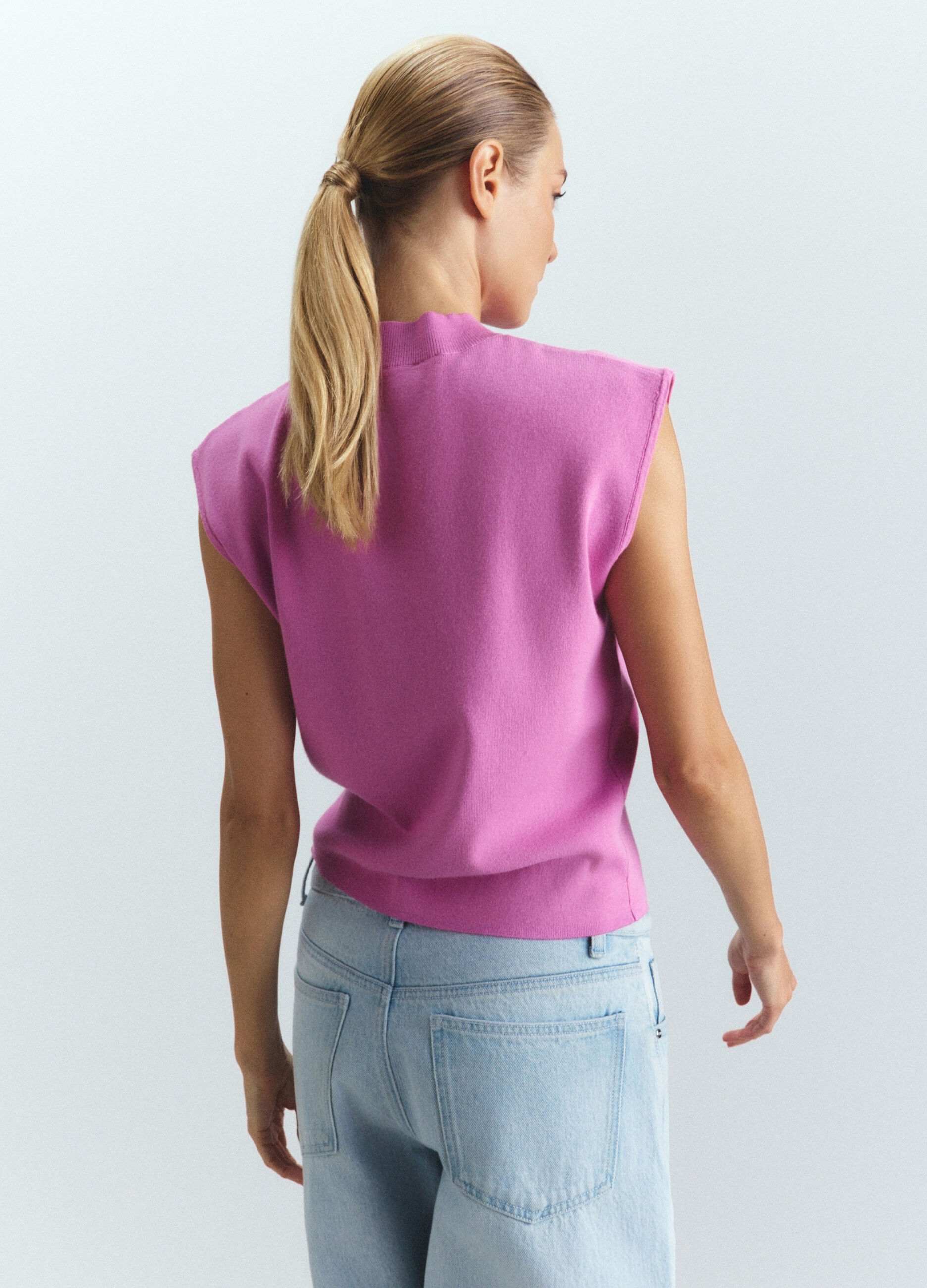Lupetto smanicato rasato donna_2