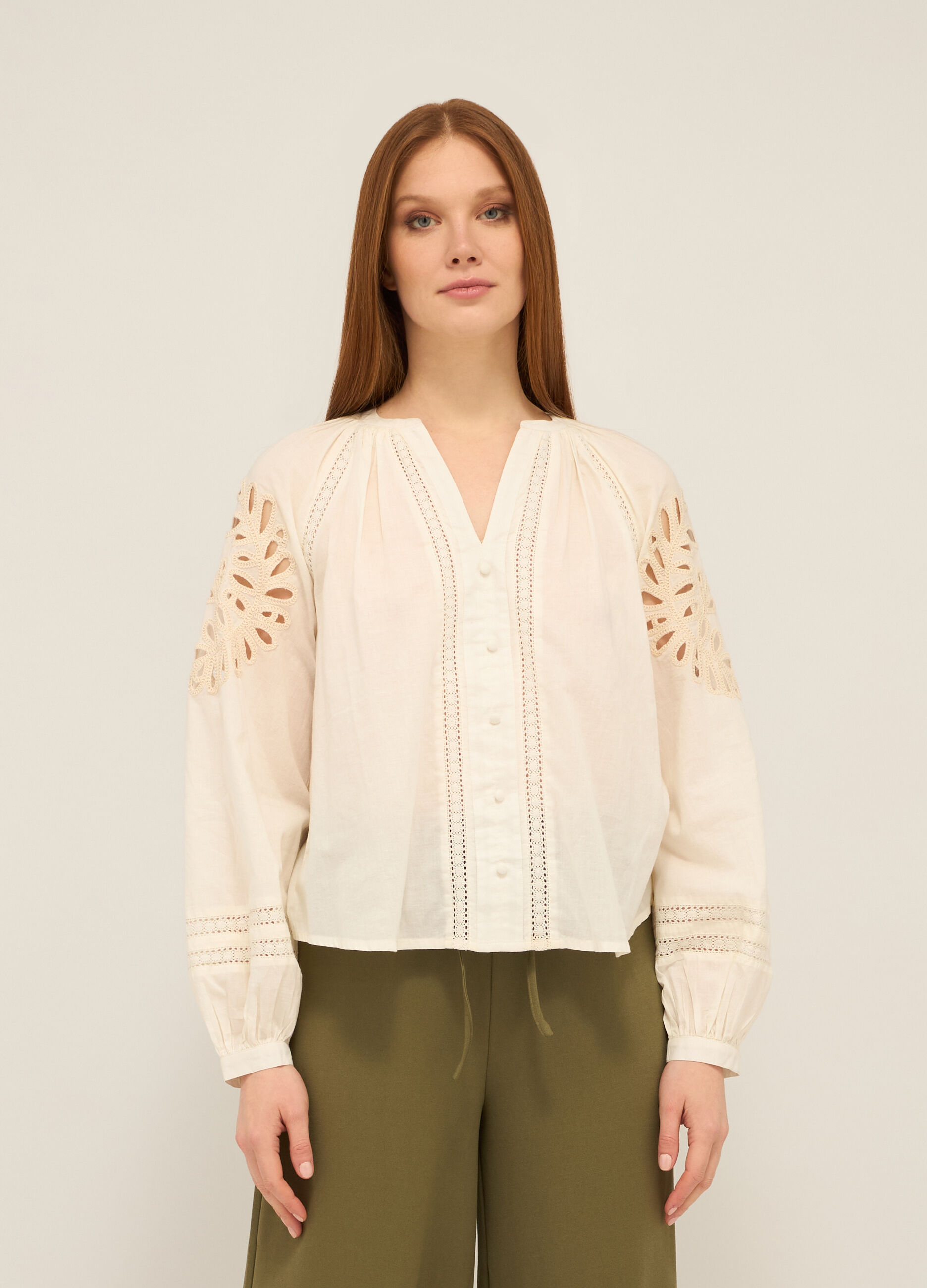 Camicia in puro cotone con ricami donna_0
