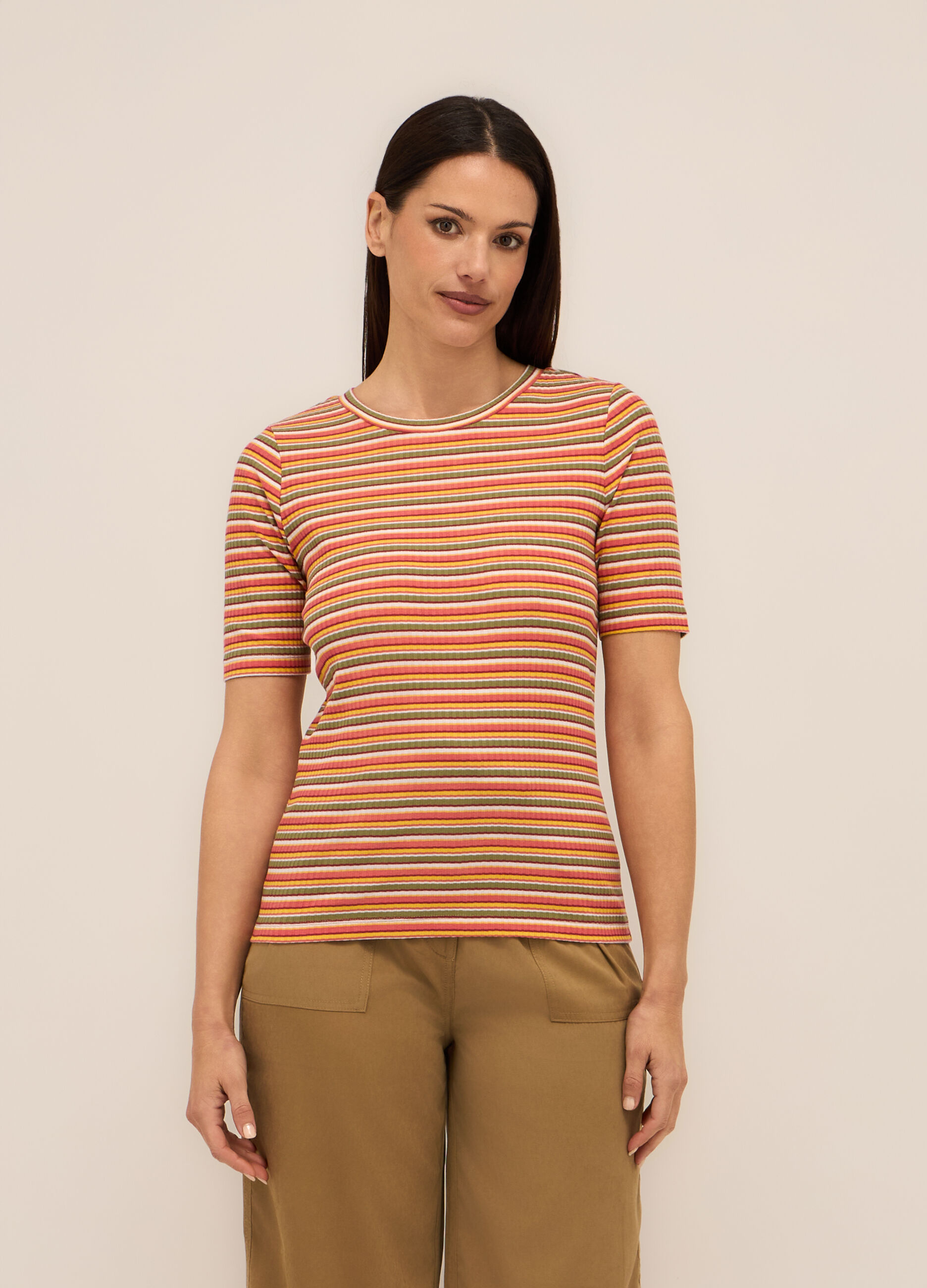 T-shirt in costina a righe donna_0