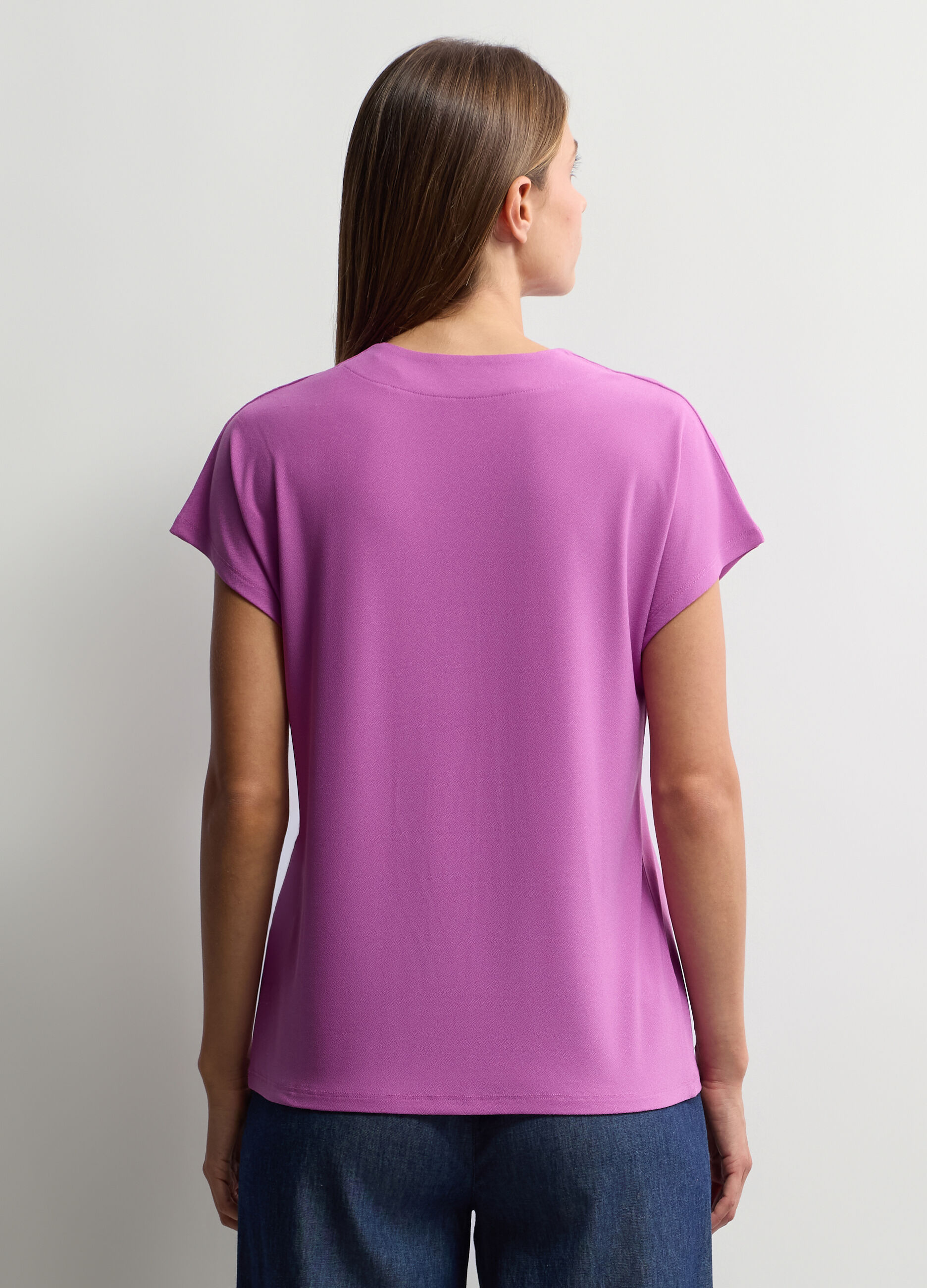 T-shirt con scollo a V stretch donna_1