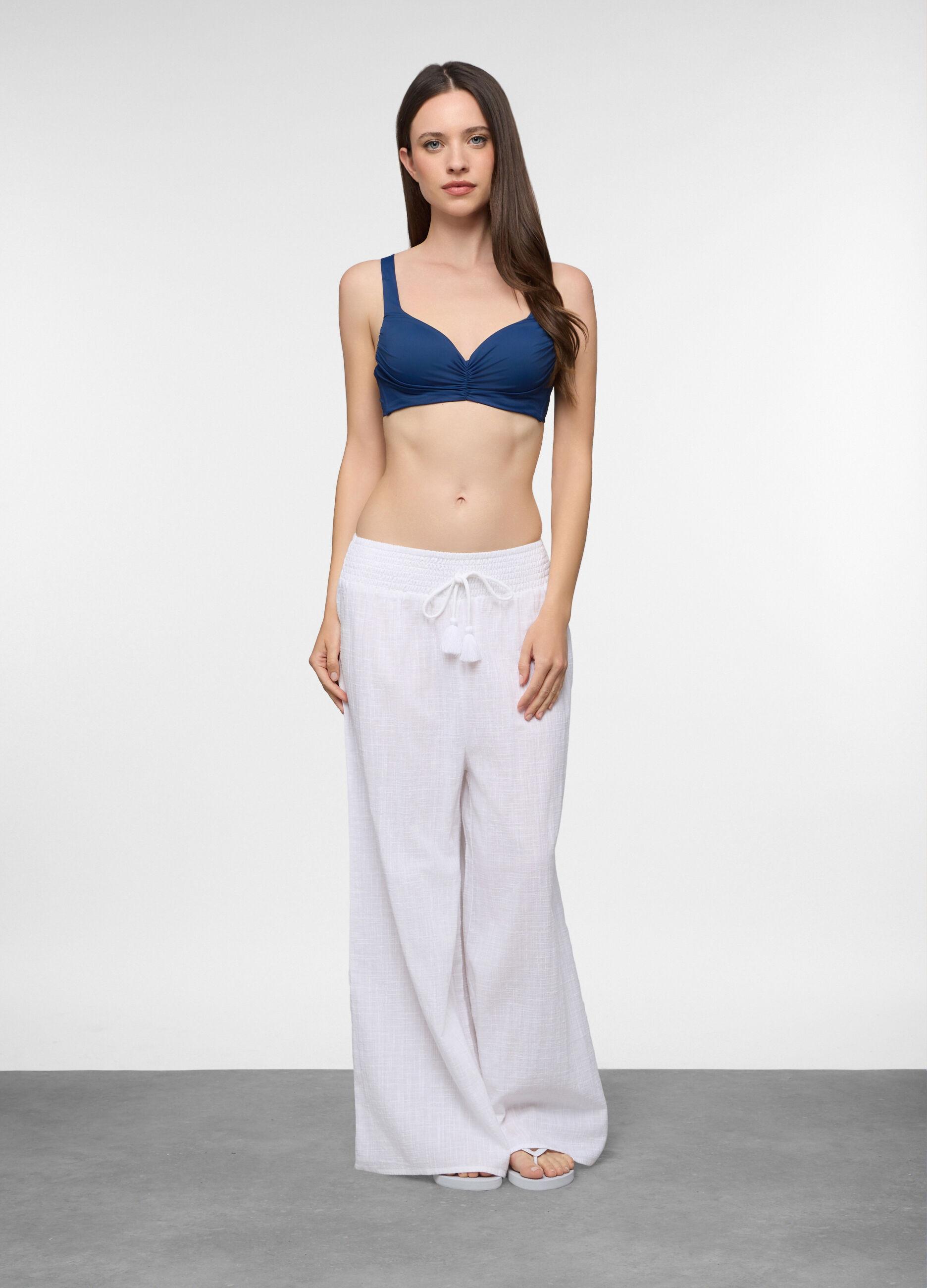 Costume bikini top a balconcino in microfibra stretch donna_0