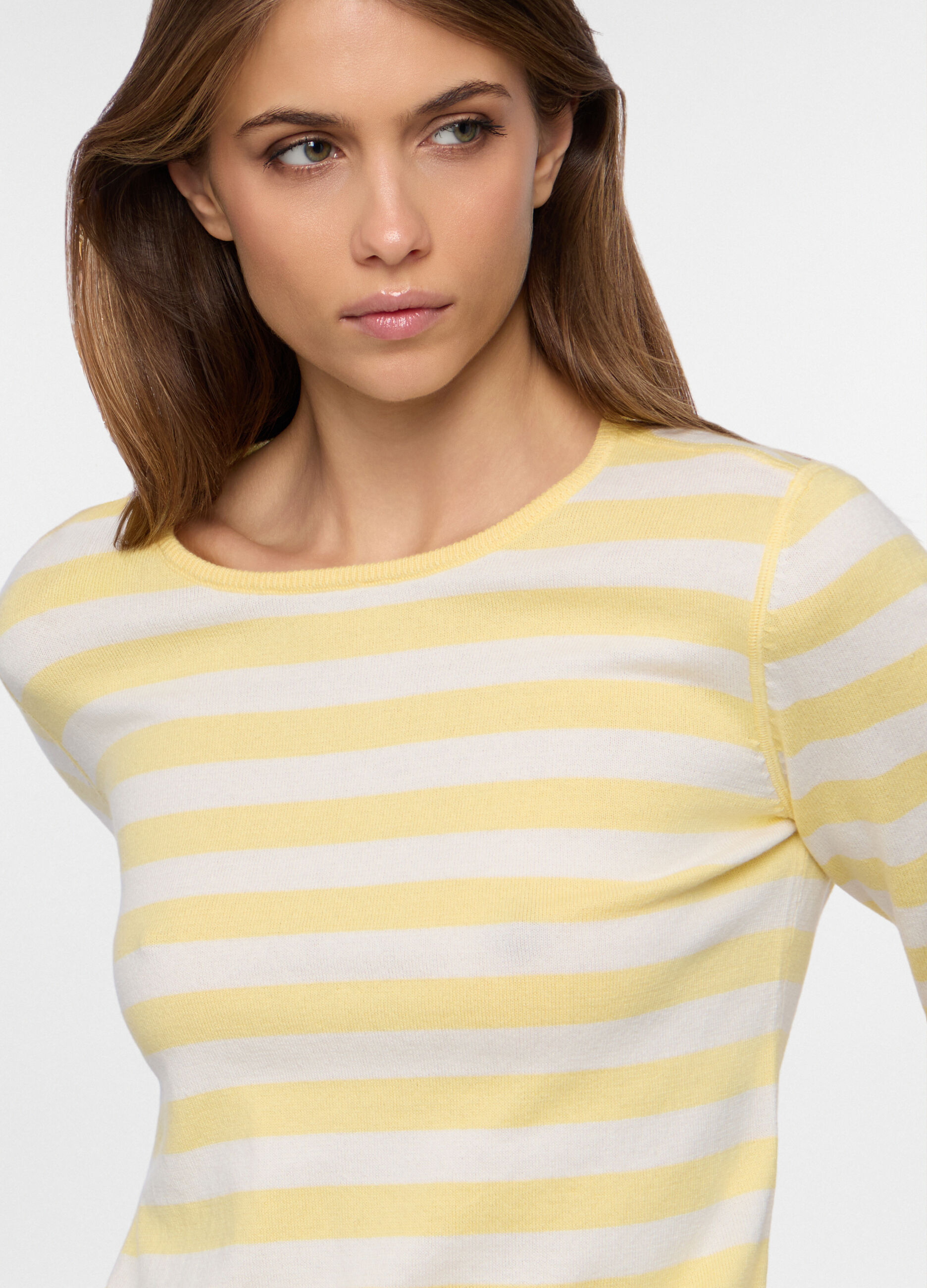 Maglia girocollo operata donna_2