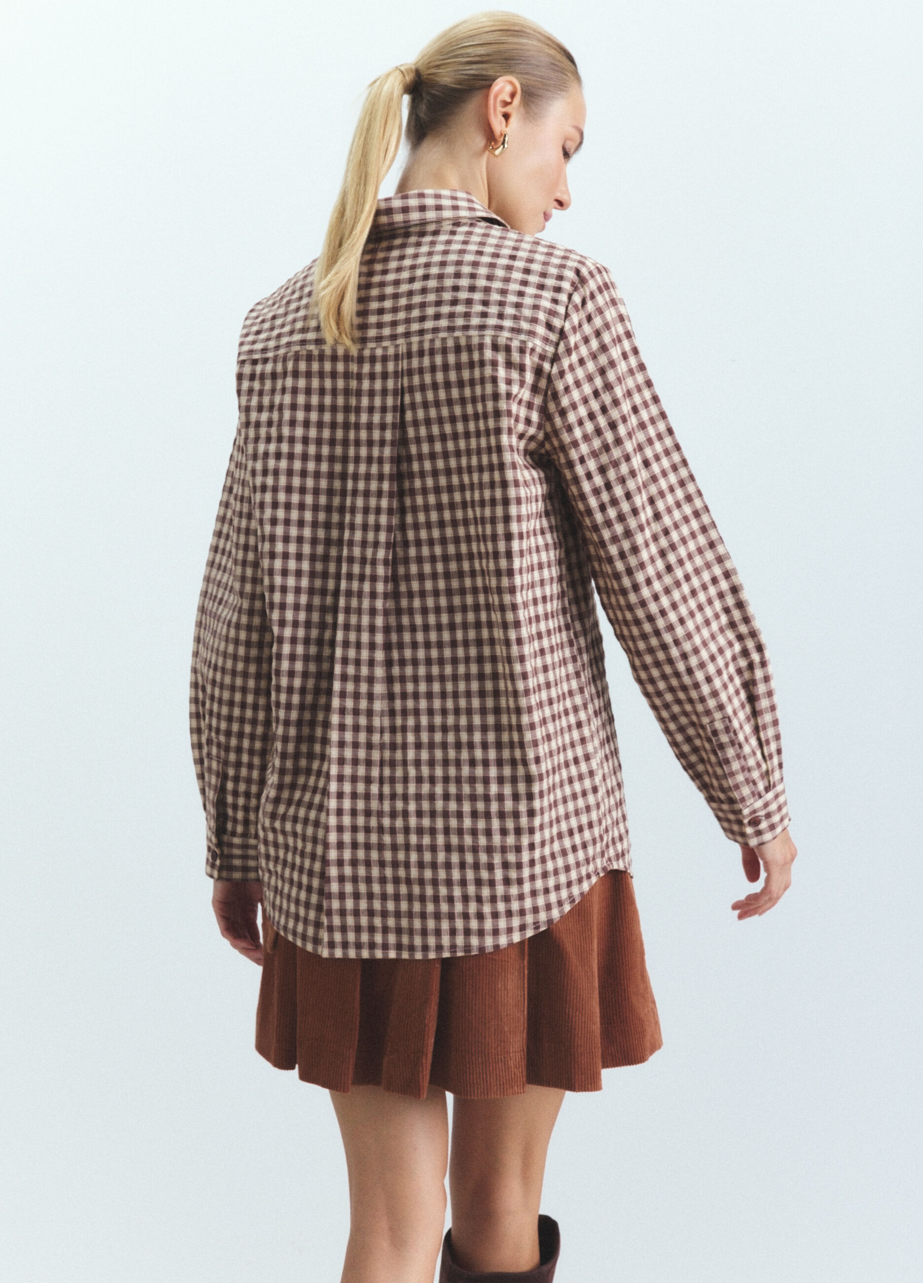 Camicia Fit Over con colletto alla francese donna_3