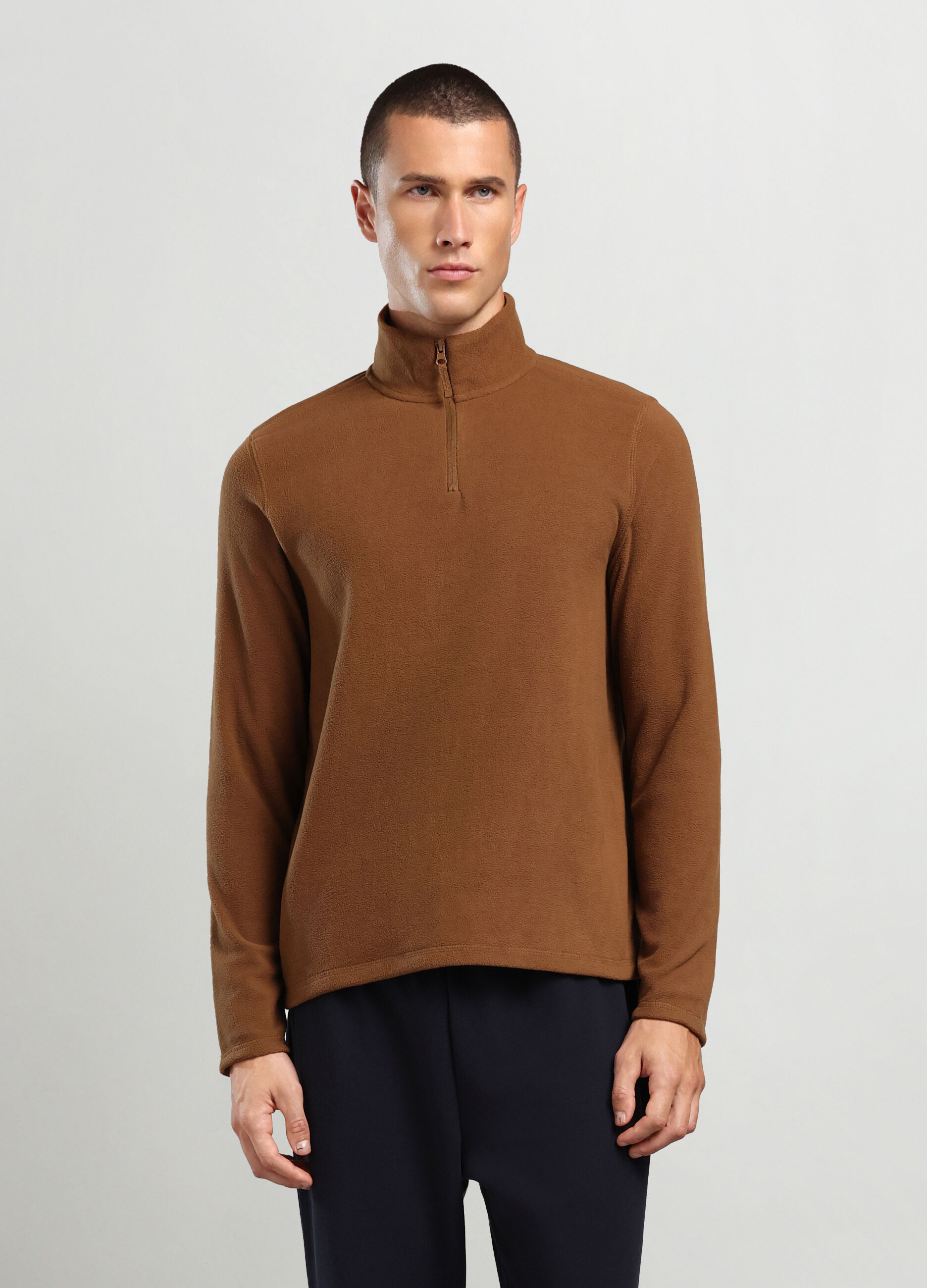 Felpa a collo alto con mezza zip uomo_0