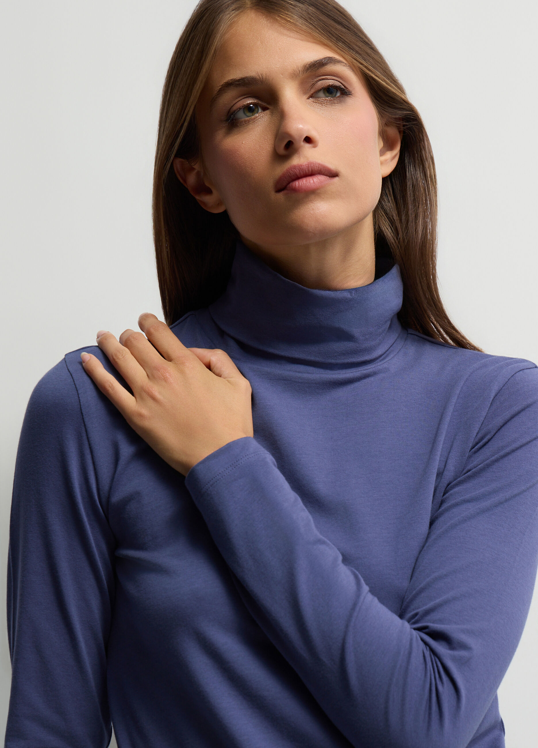 Lupetto a collo alto stretch donna_2