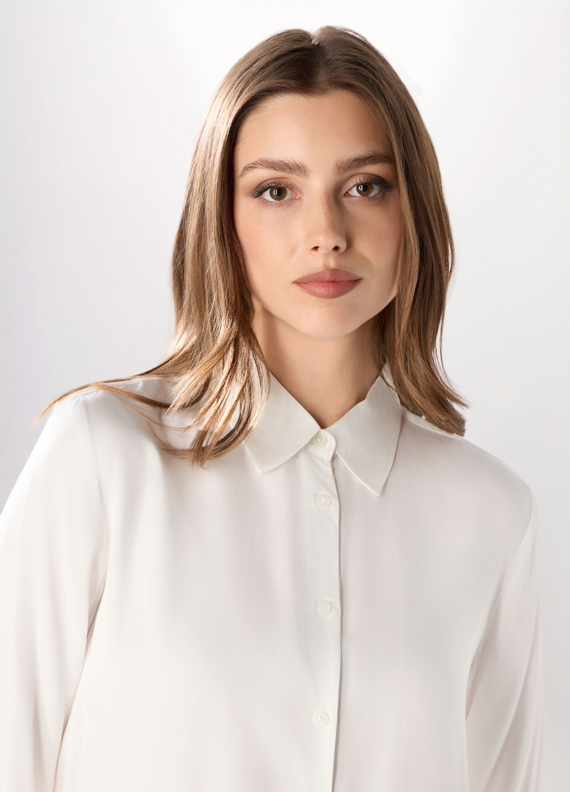 Camicia in pura viscosa tinta unita donna_2