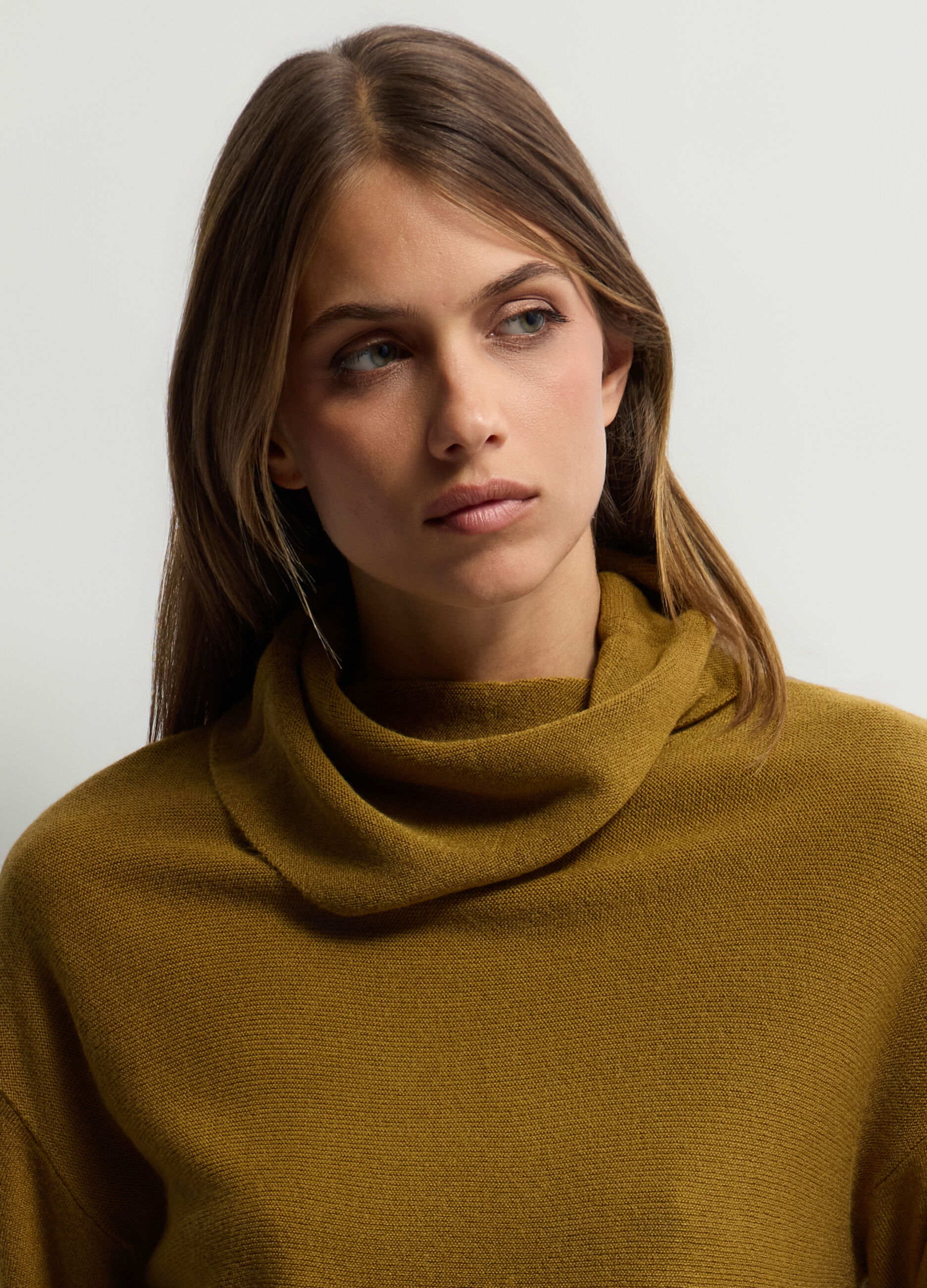 Pullover a collo alto rasato Fit Over donna_2
