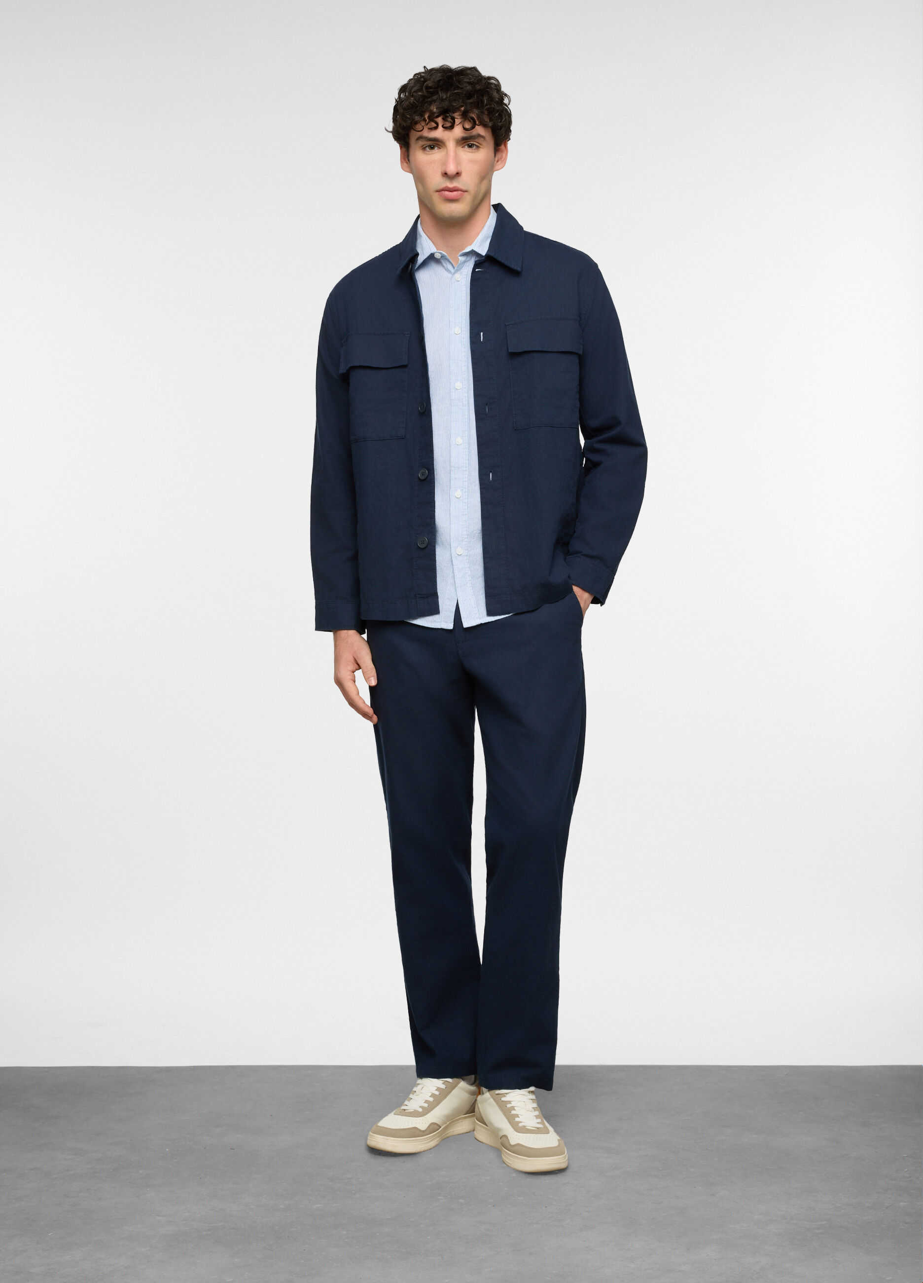 Pantalone chino regular fit in lino e cotone uomo_0