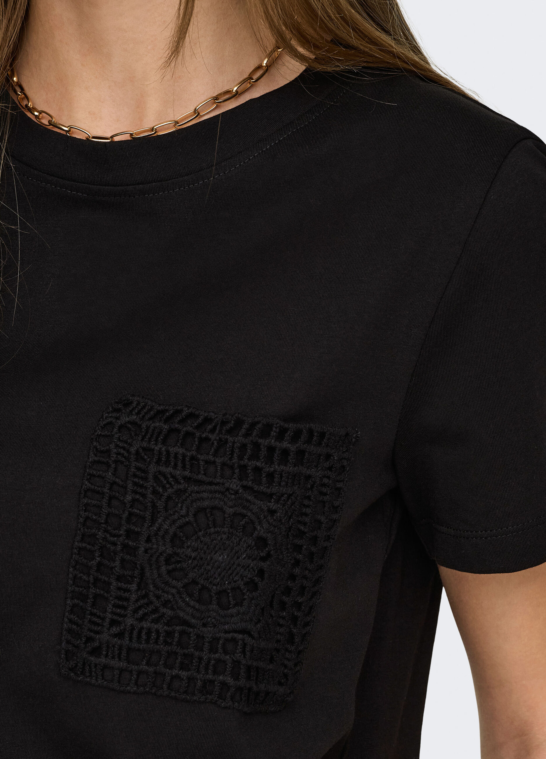T-shirt a maniche corte donna_4