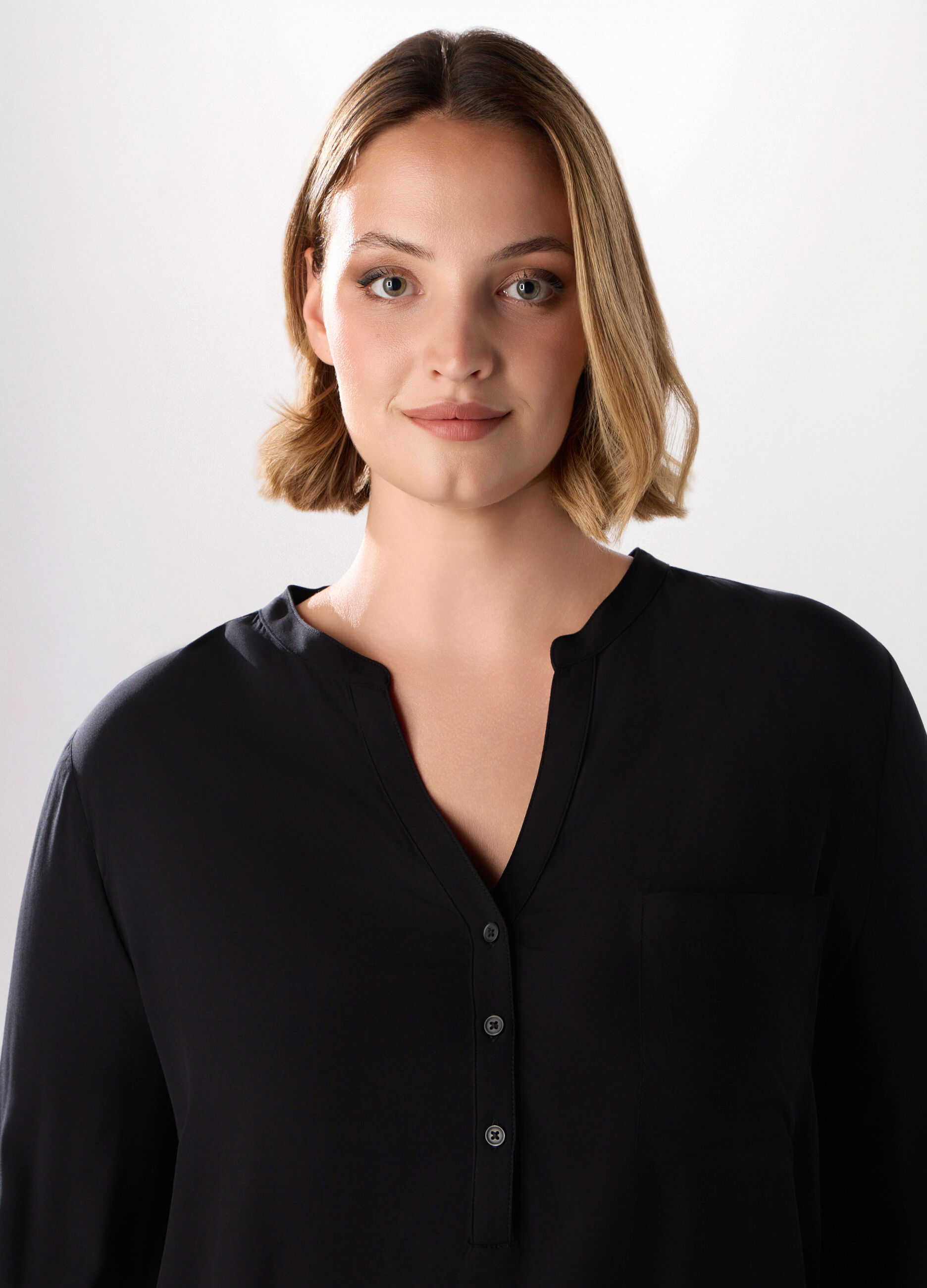 Camicetta in viscosa con maniche a 3/4 donna curvy_2