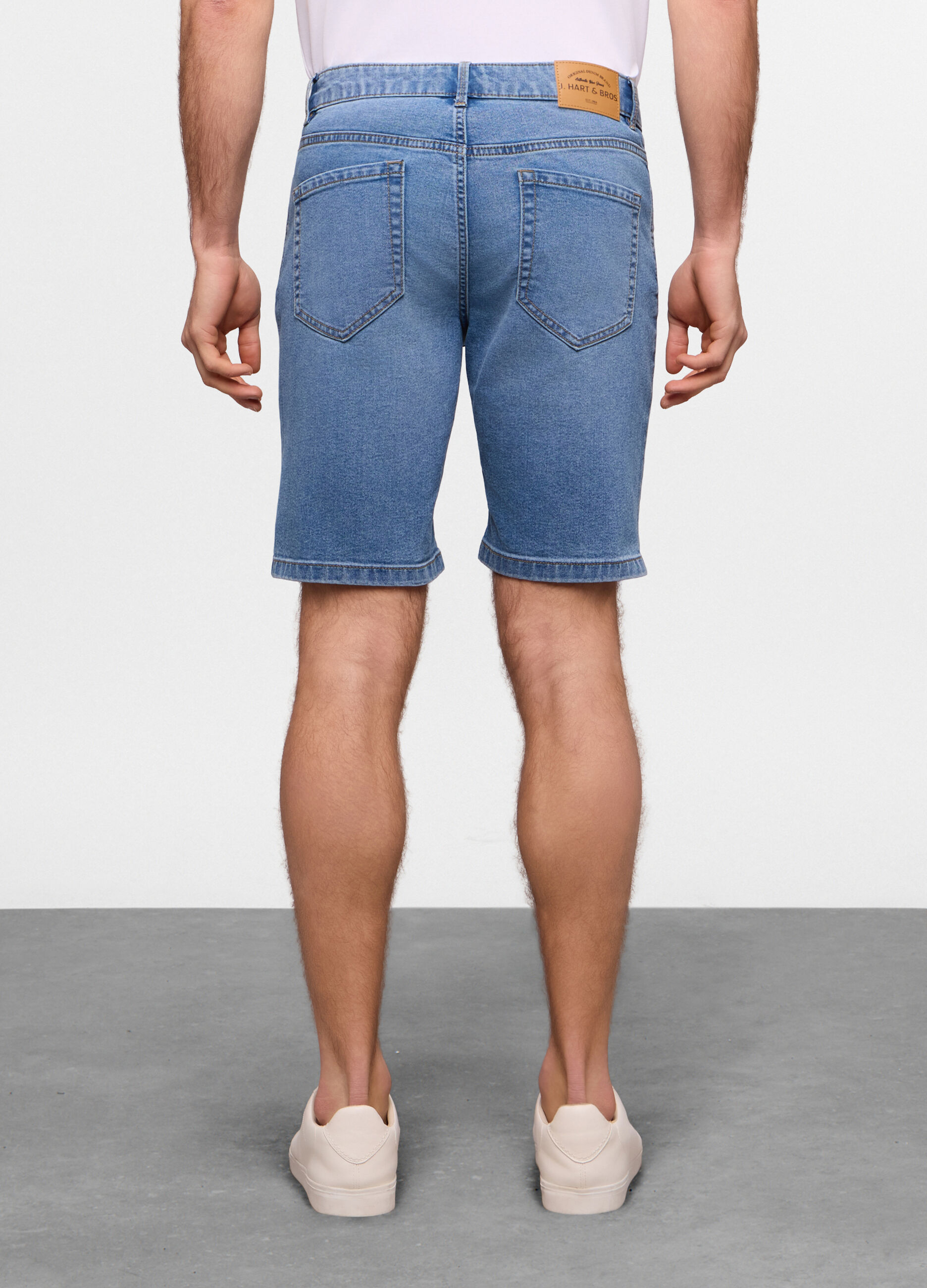Bermuda in denim di cotone stretch uomo_1