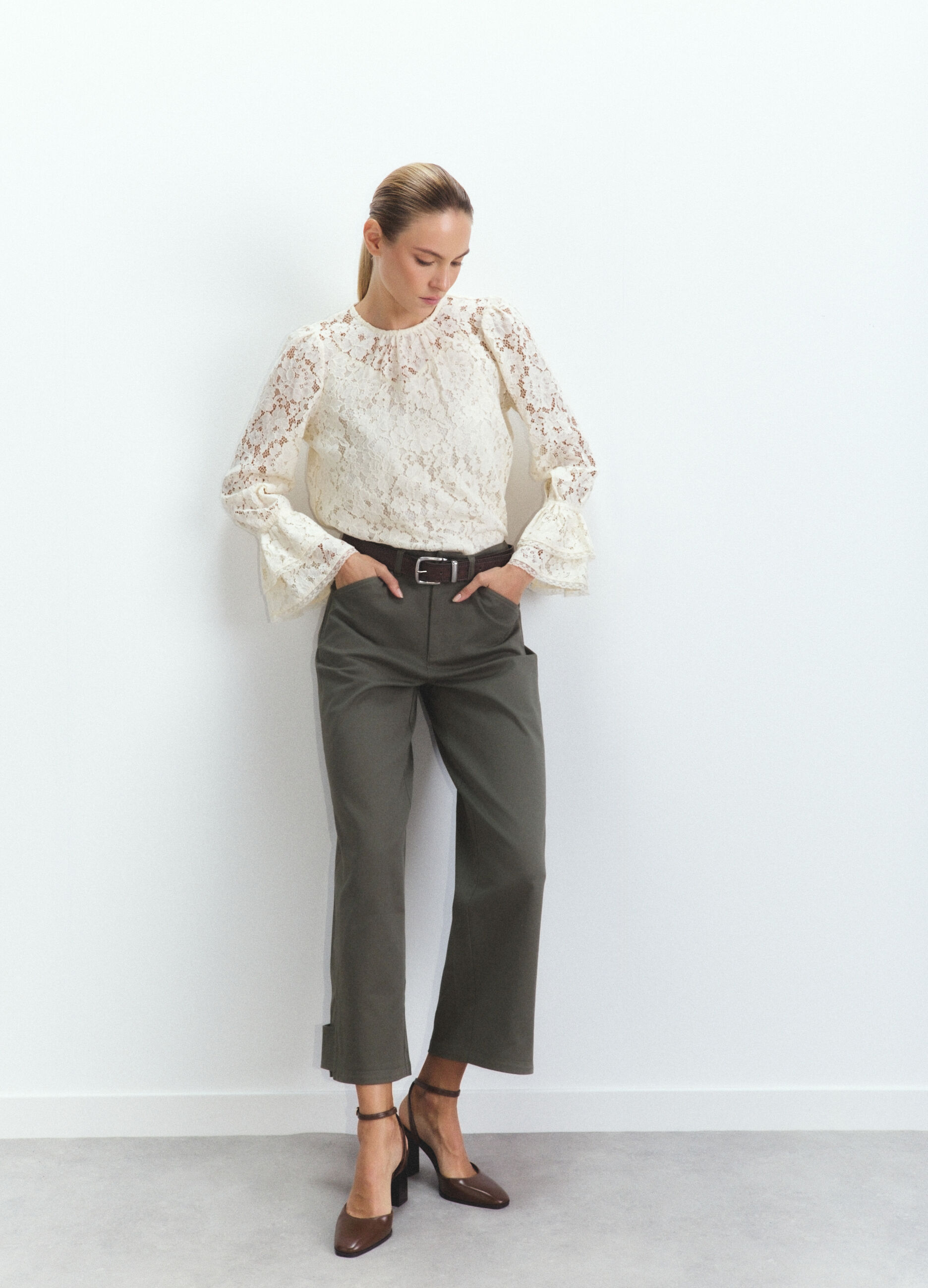 Blusa Fit Regular in pizzo misto cotone donna_0