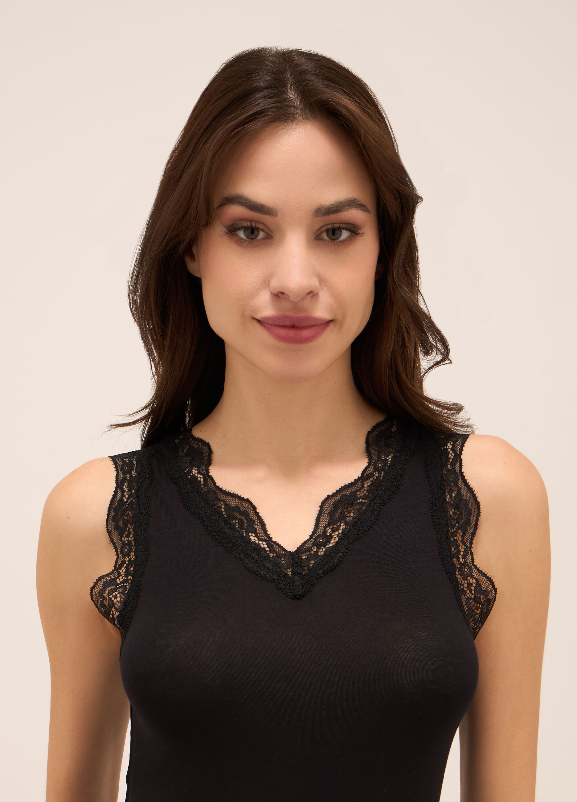 Canotta in viscosa stretch con pizzo donna_2