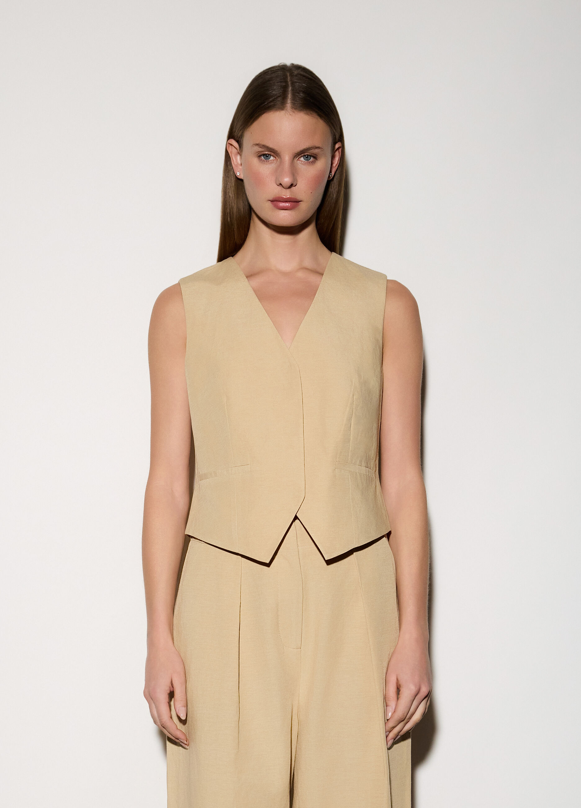 Gilet con scollo a V misto lino donna_1