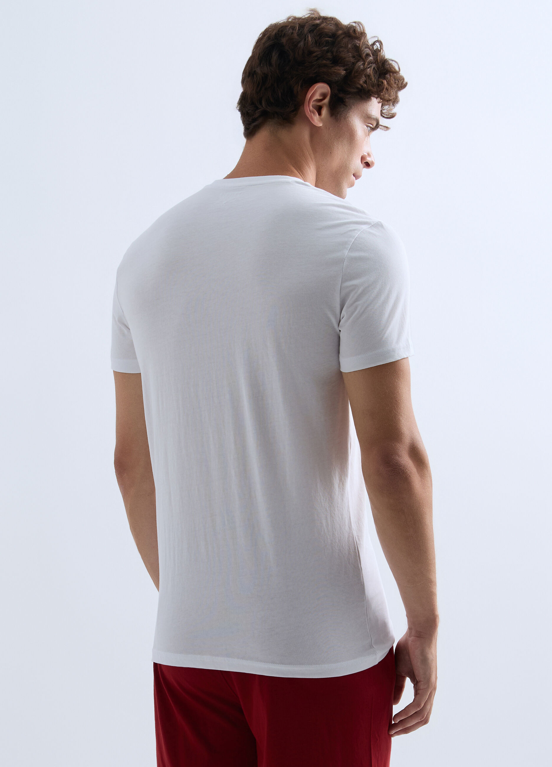 T-shirt scollo a V in jersey uomo_1