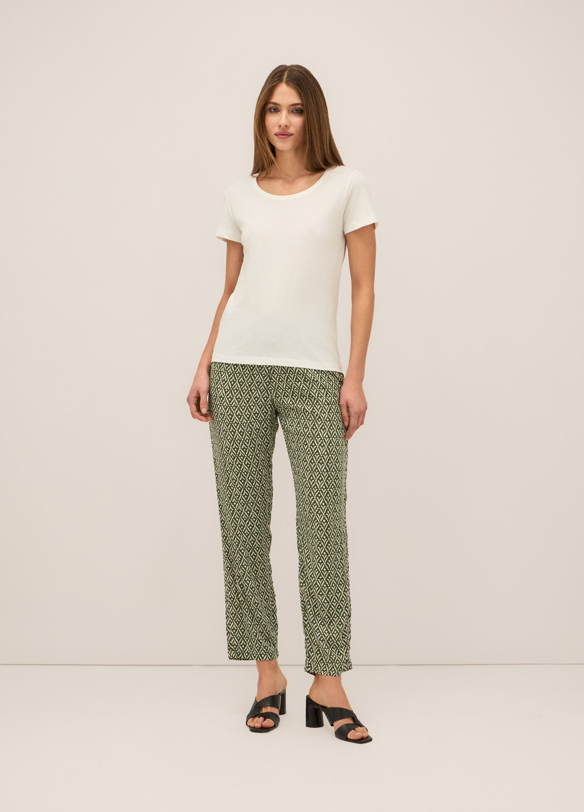 Pantaloni in pura viscosa donna_0