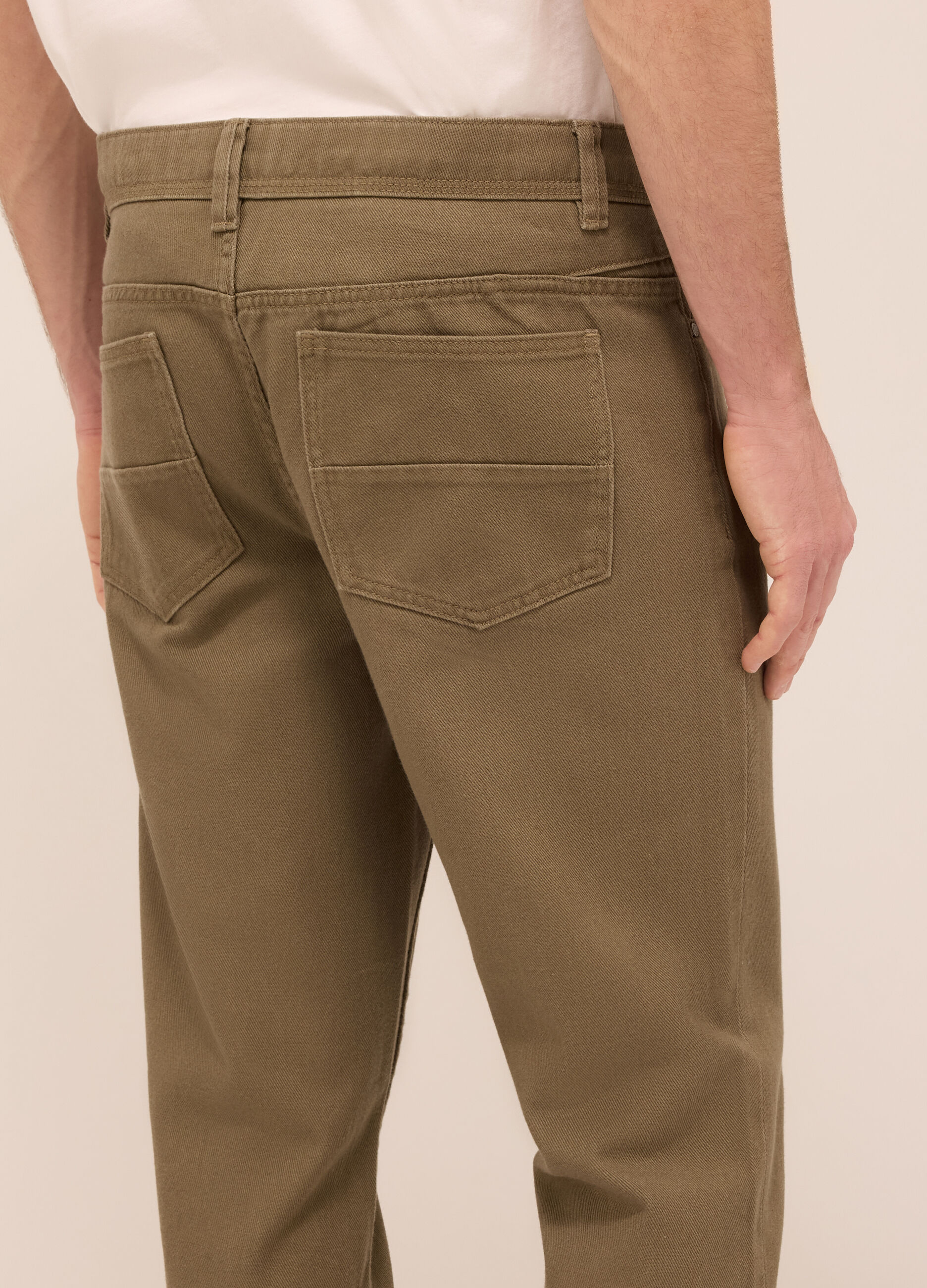 Pantalone 5 tasche in twill di cotone uomo_3