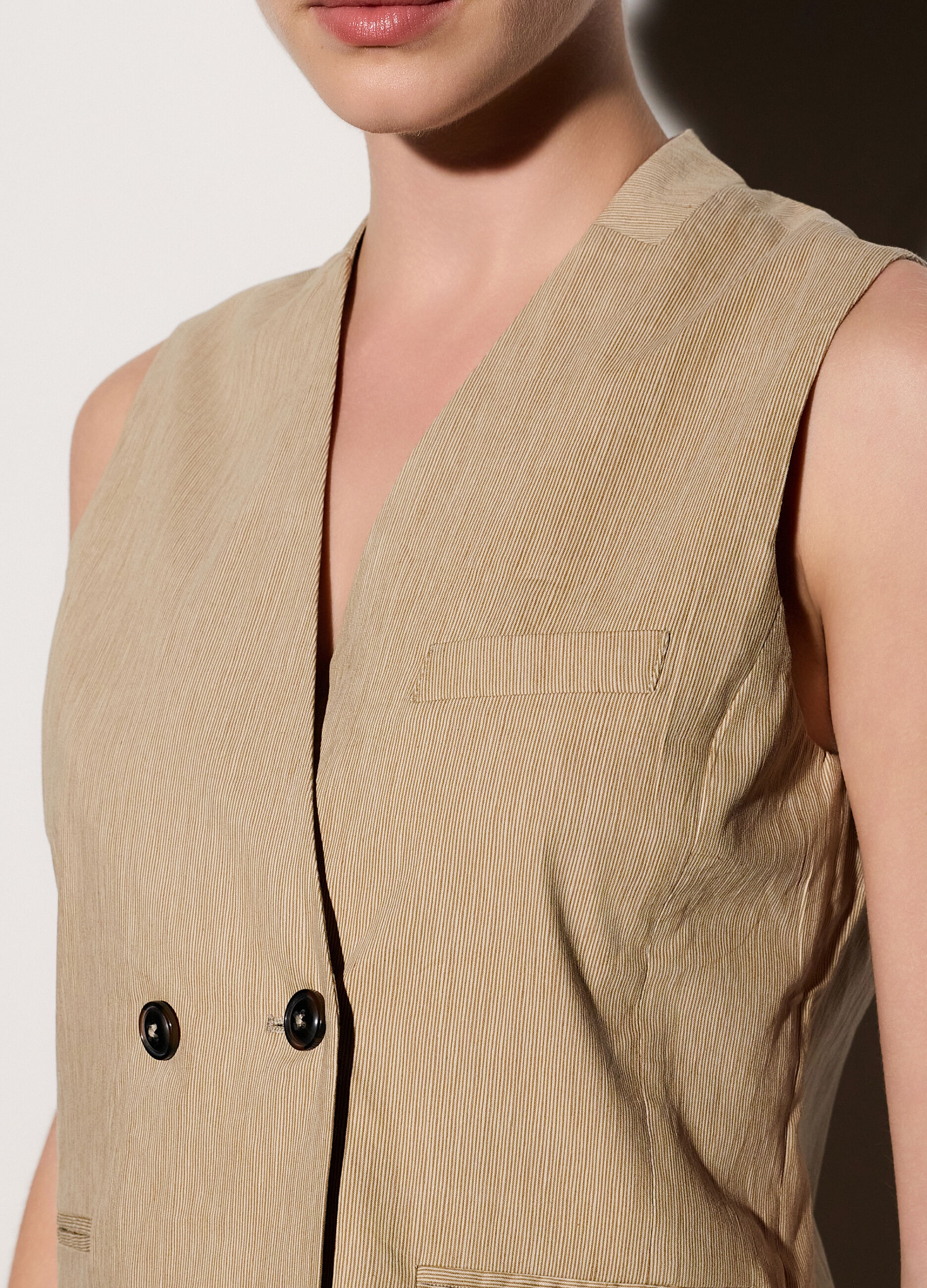 Gilet doppiopetto con scollo a V misto lino donna_3