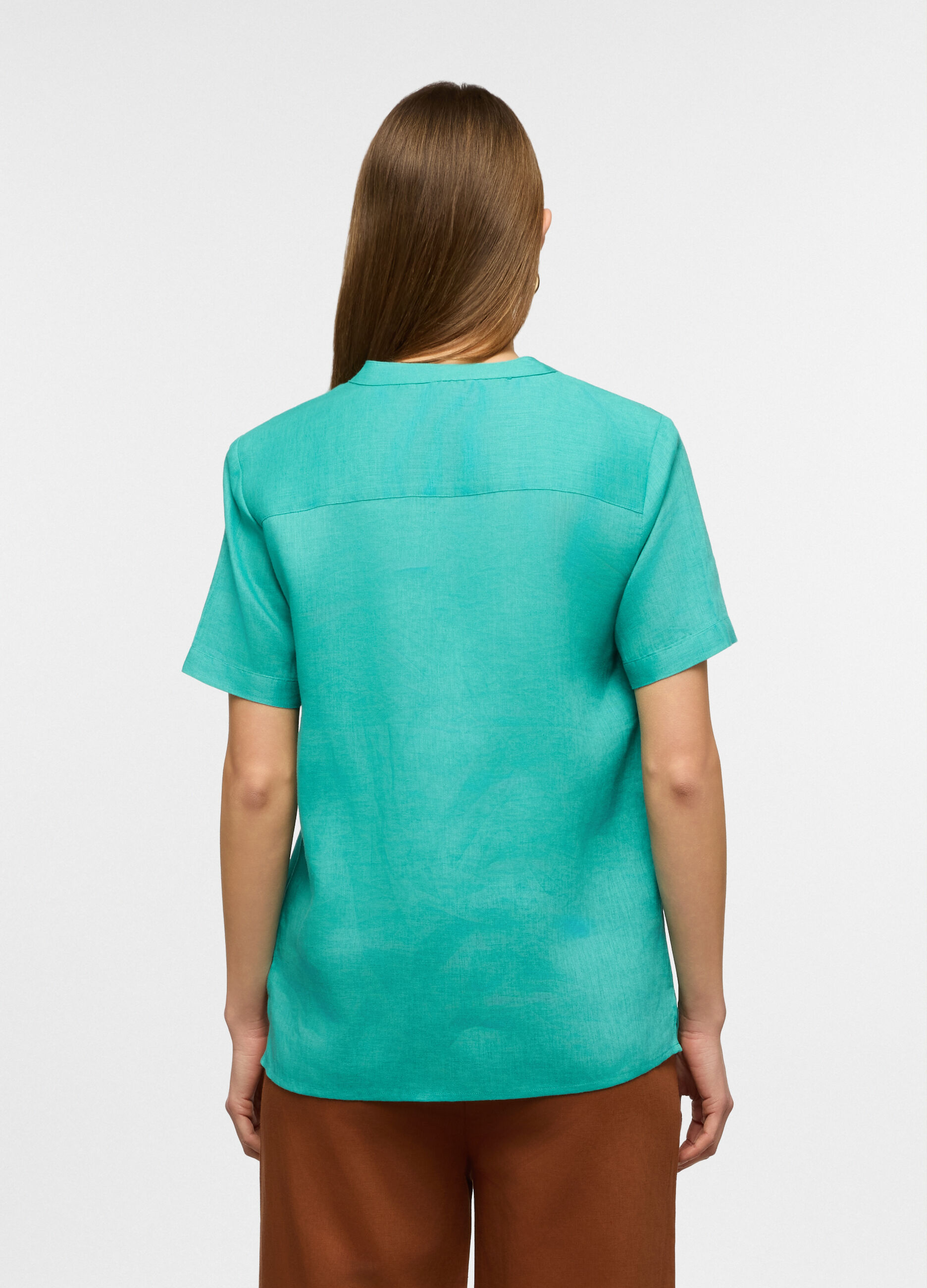 Camicia fit regular con colletto coreano in puro lino donna_1