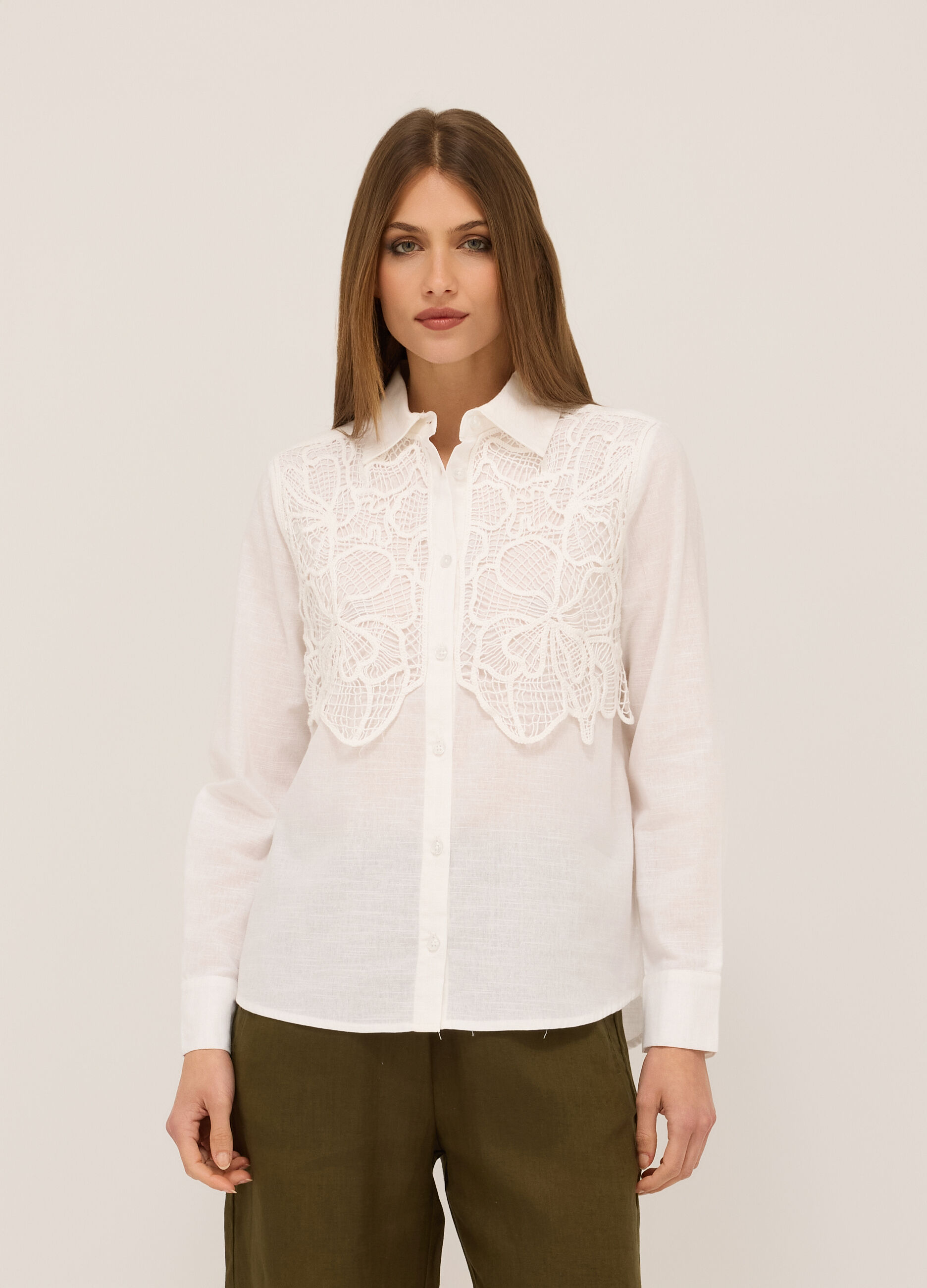 Camicia in puro cotone con pizzo donna