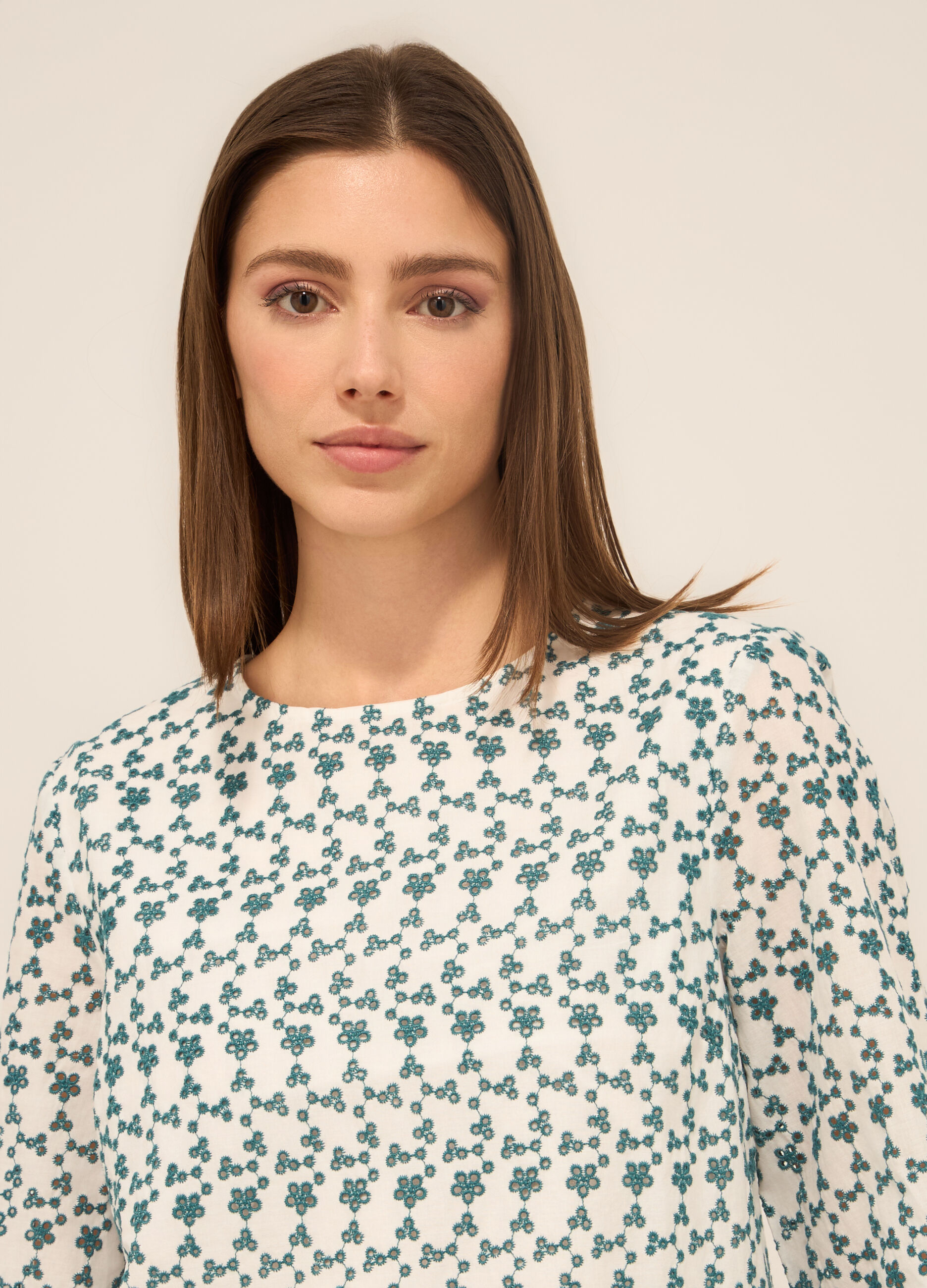 Blusa in puro cotone con ricami donna_2